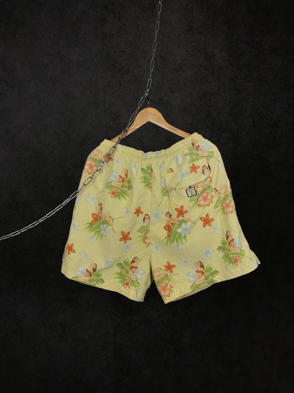 Tommy Bahama Tommy Bahama vintage crazy Hawaiian nylon designer shorts Size US 36 / EU 52 - 5 Thumbnail
