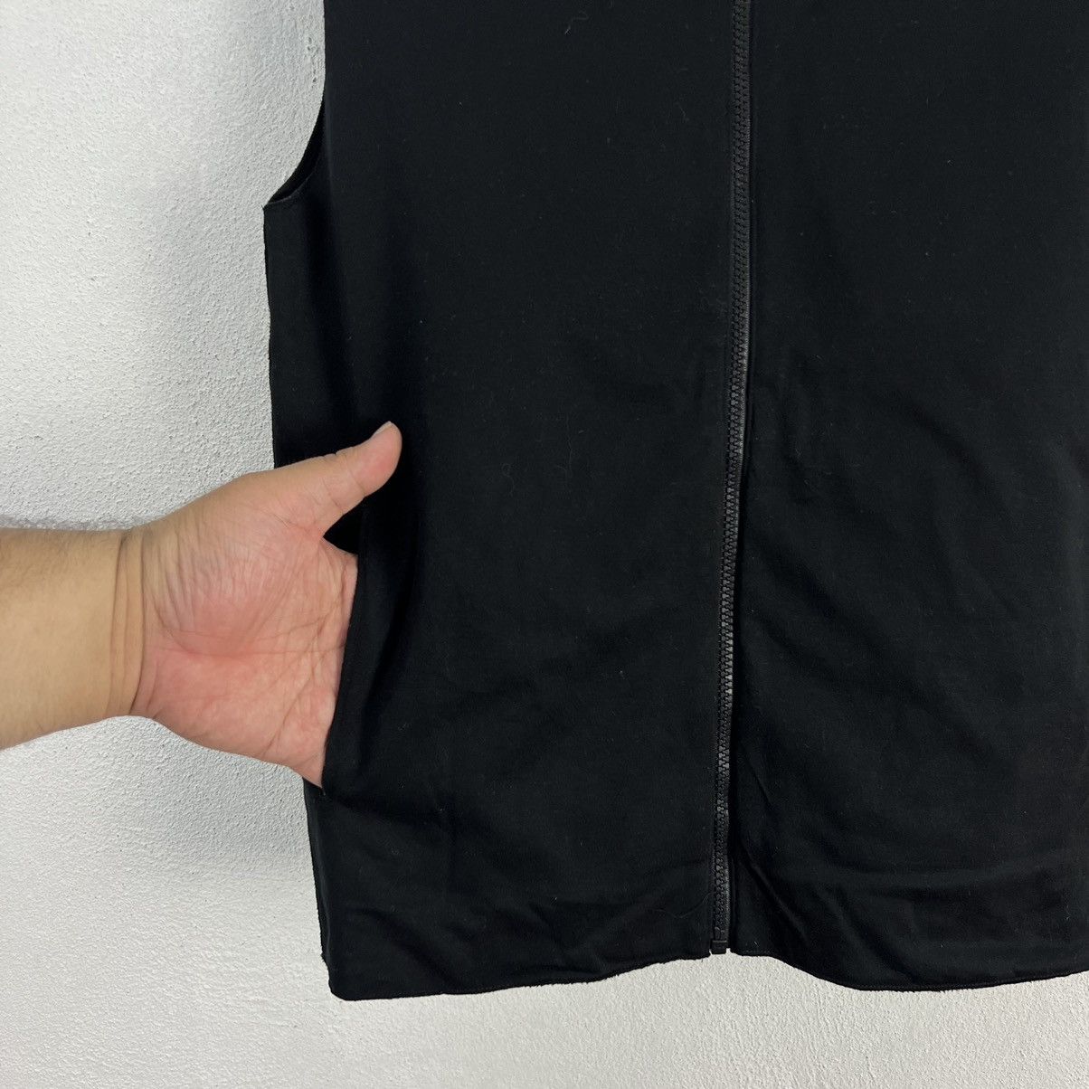 Japanese Brand VINTAGE CALVIN KLEIN VEST TANK TOP Size US M / EU 48-50 / 2 - 4 Thumbnail