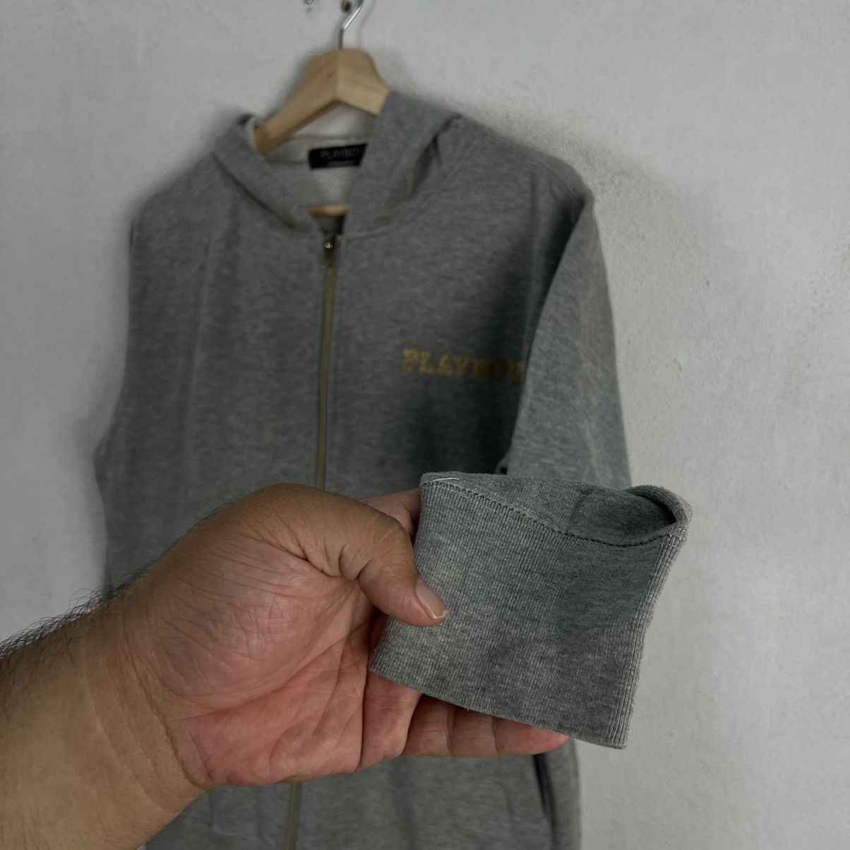 Japanese Brand VINTAGE PLAYBOY HOODIE BIG LOGO Size US L / EU 52-54 / 3 - 5 Thumbnail