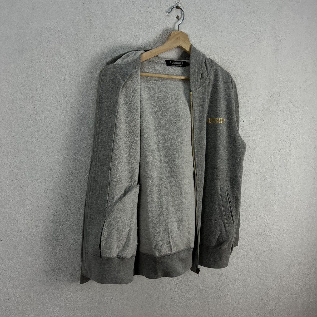 Japanese Brand VINTAGE PLAYBOY HOODIE BIG LOGO Size US L / EU 52-54 / 3 - 11 Thumbnail