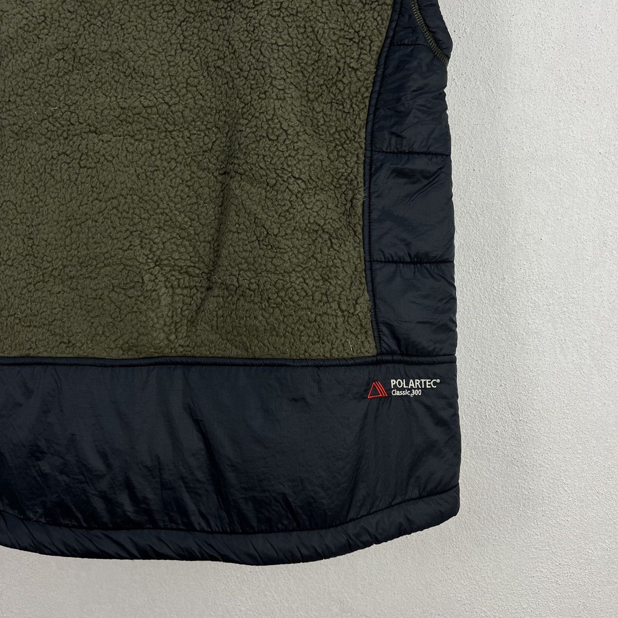 Japanese Brand MILITARY ARMY DESIGN VEST FLEECE KARRIMOR Size US XL / EU 56 / 4 - 8 Thumbnail