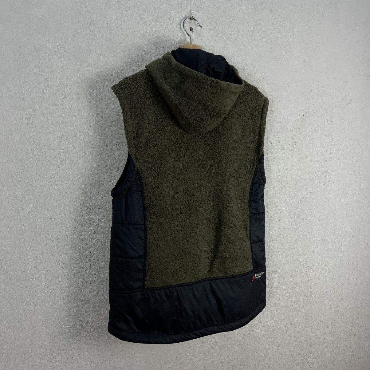 Japanese Brand MILITARY ARMY DESIGN VEST FLEECE KARRIMOR Size US XL / EU 56 / 4 - 7 Thumbnail