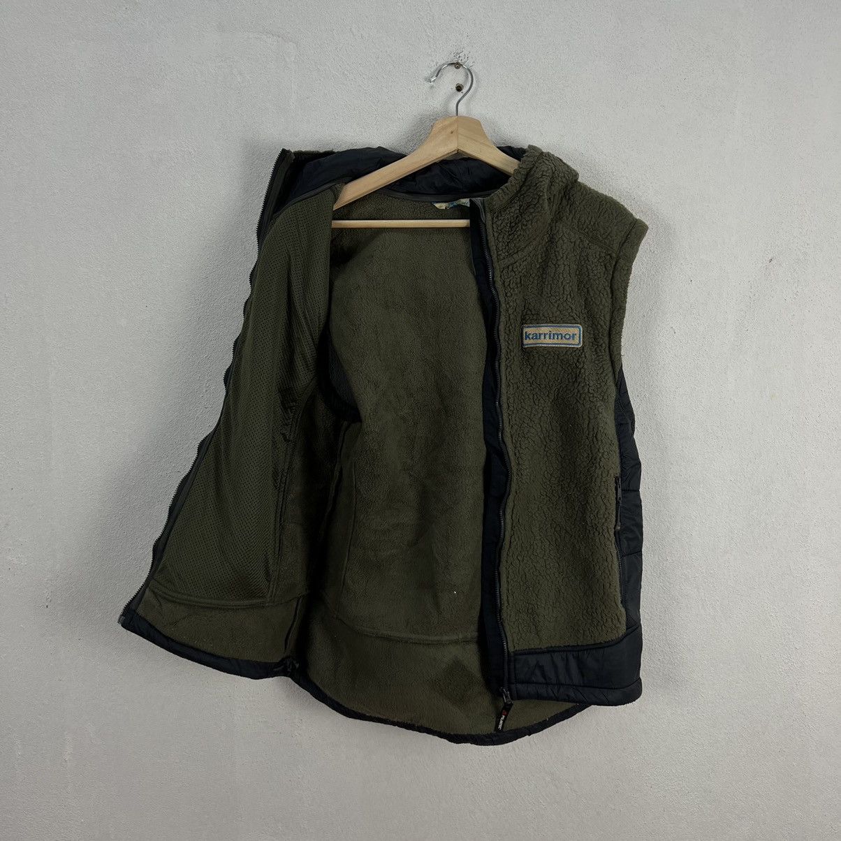 Japanese Brand MILITARY ARMY DESIGN VEST FLEECE KARRIMOR Size US XL / EU 56 / 4 - 10 Thumbnail