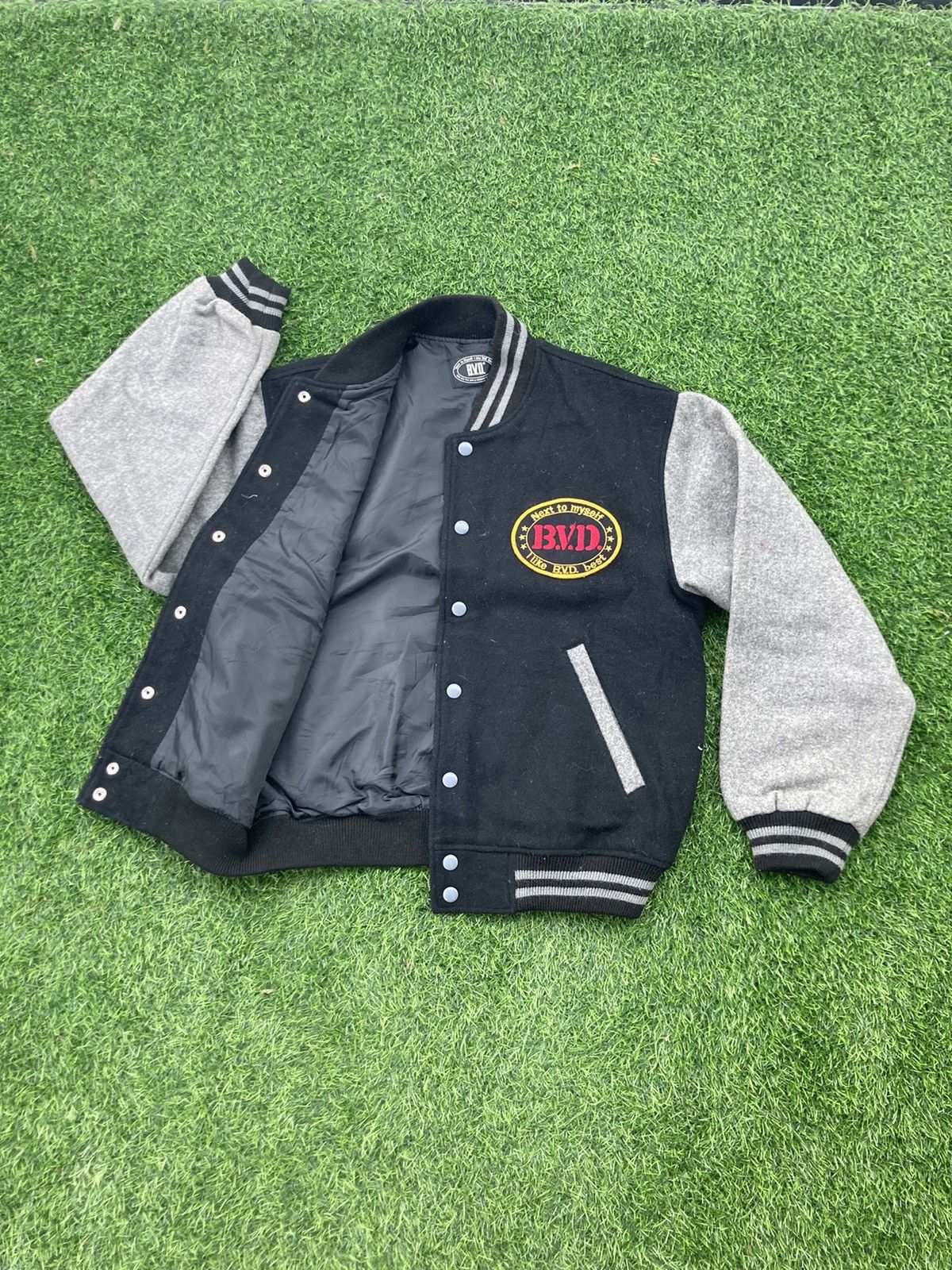 Japanese Brand B.V.D WOOL VARSITY JACKET Size US S / EU 44-46 / 1 - 2 Thumbnail