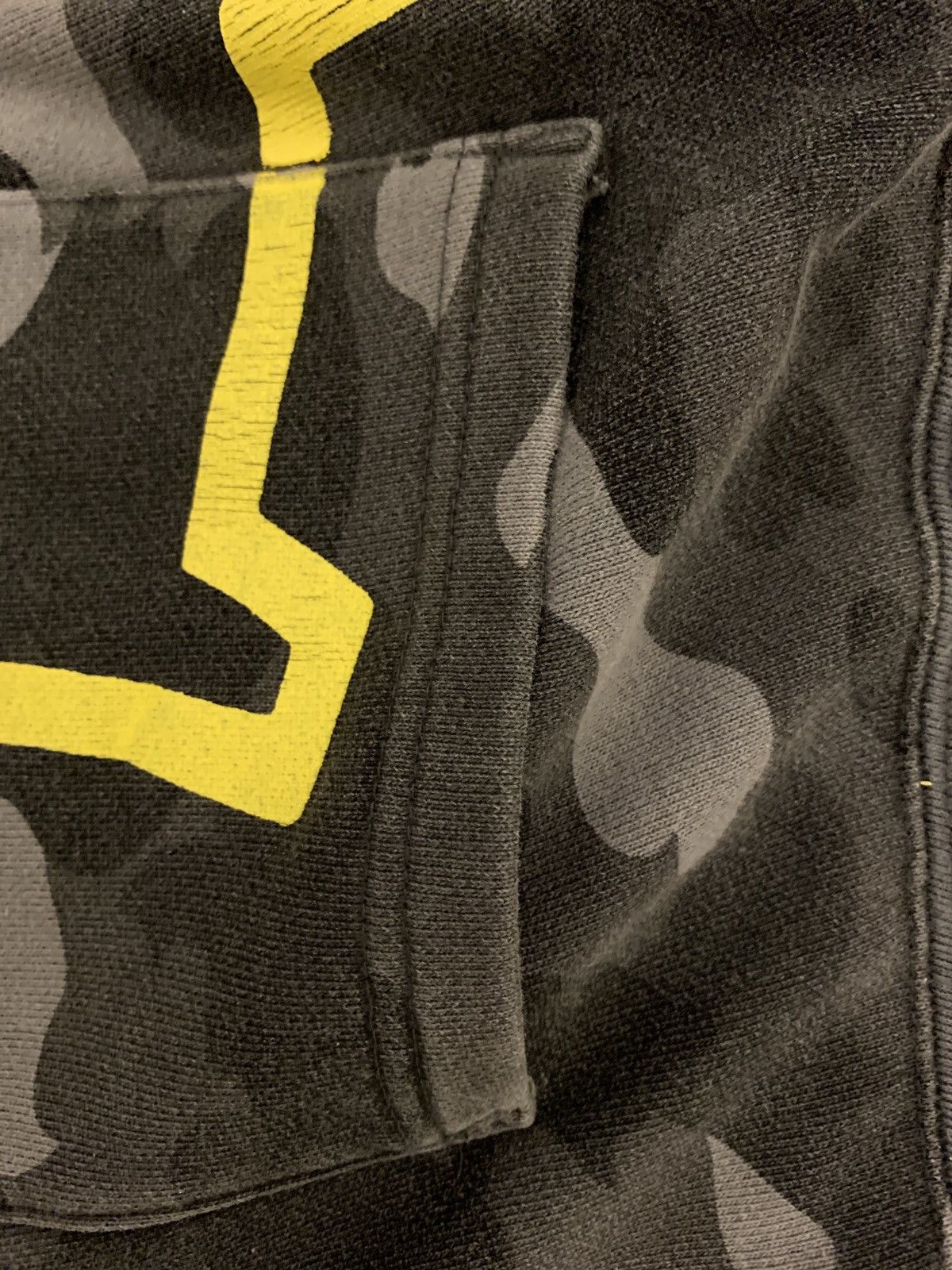 Bape Bape Keith Haring 2013 Track Pants Size US 36 / EU 52 - 5 Thumbnail
