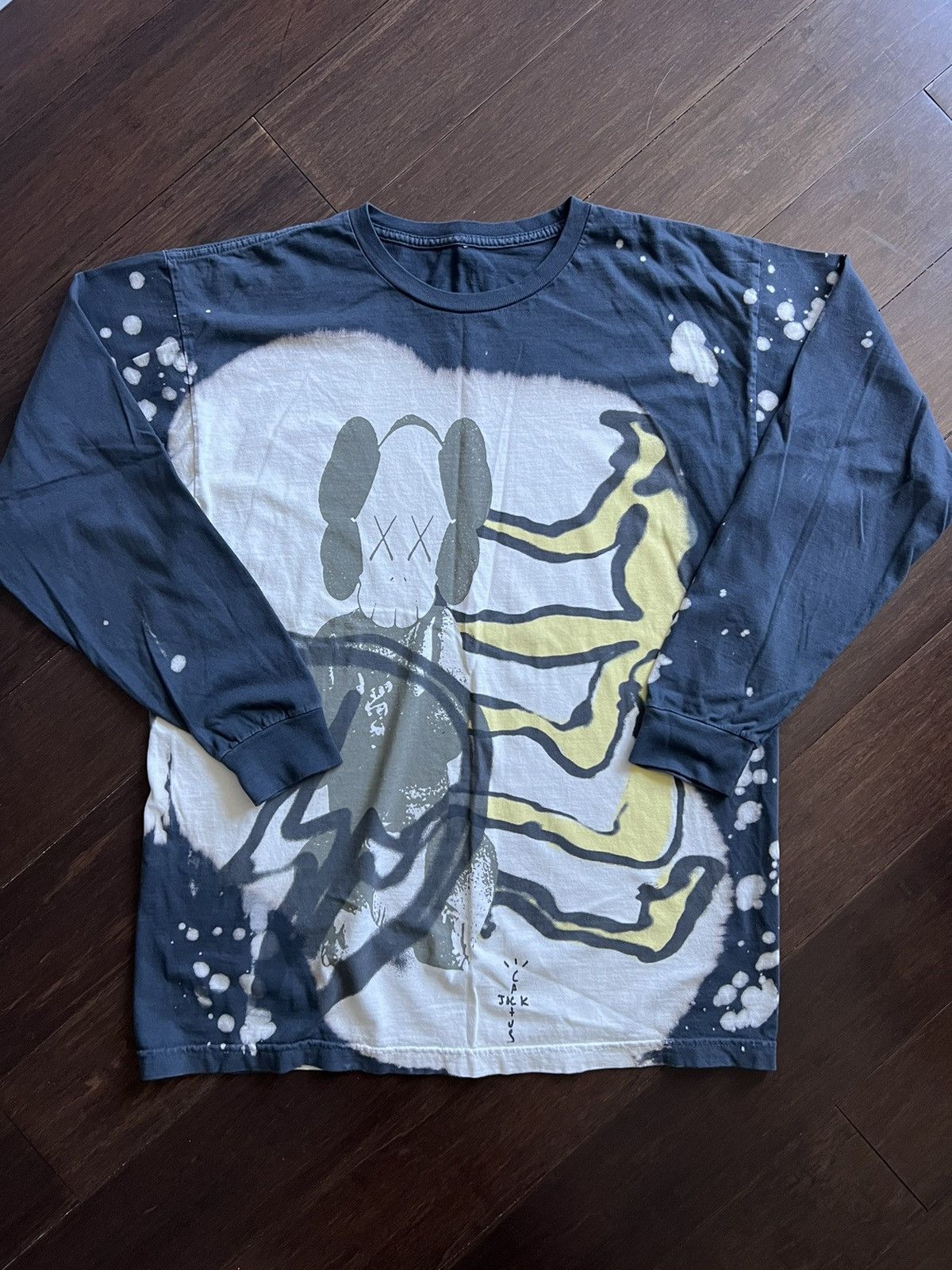 travis scott kaws long sleeve