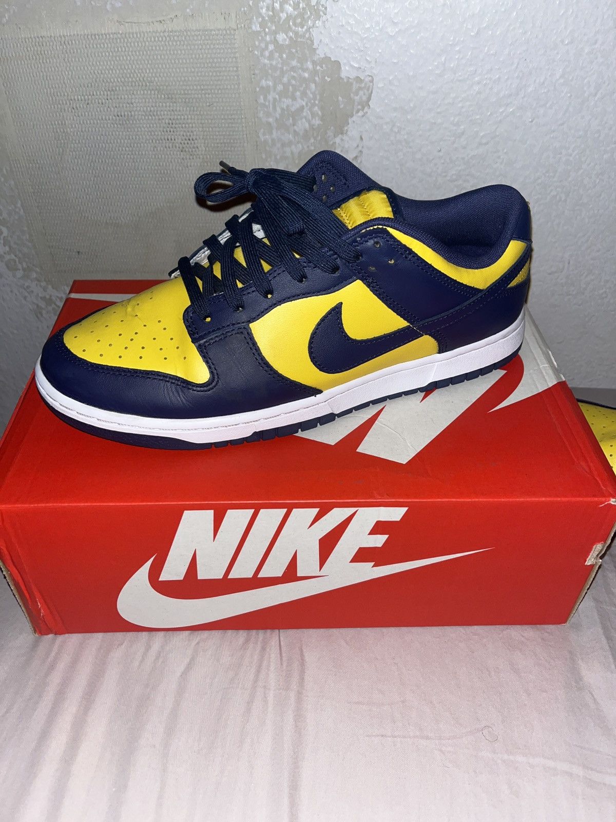 Nike Michigan Dunk Low Retros Size US 11 / EU 44 - 1 Thumbnail