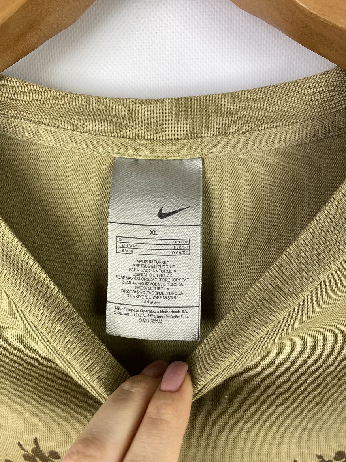 Nike VTG Nike Just Do It men's short sleeve big logo t shirt Size US XL / EU 56 / 4 - 15 Thumbnail