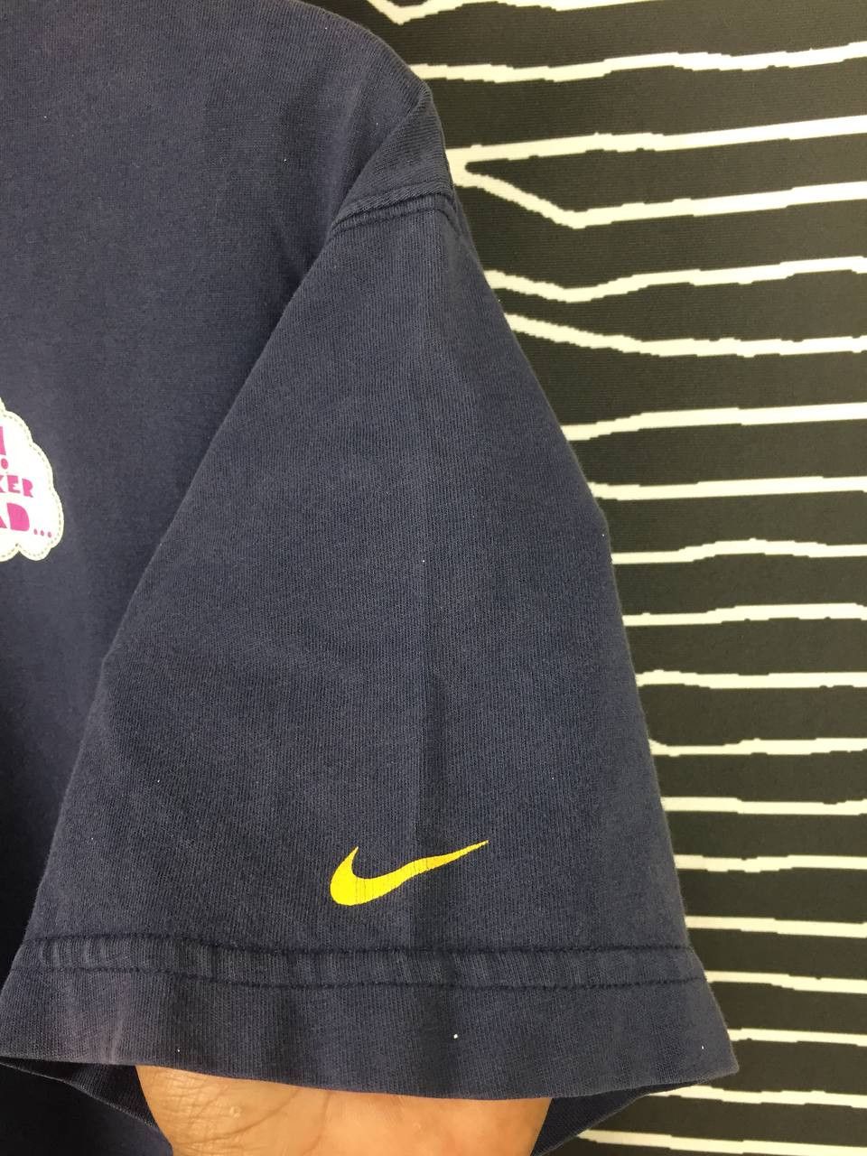 Nike Vtg Y2K Nike SB Dunk Sneakerhead Swoosh Graphic Tee Size US XL / EU 56 / 4 - 6 Thumbnail