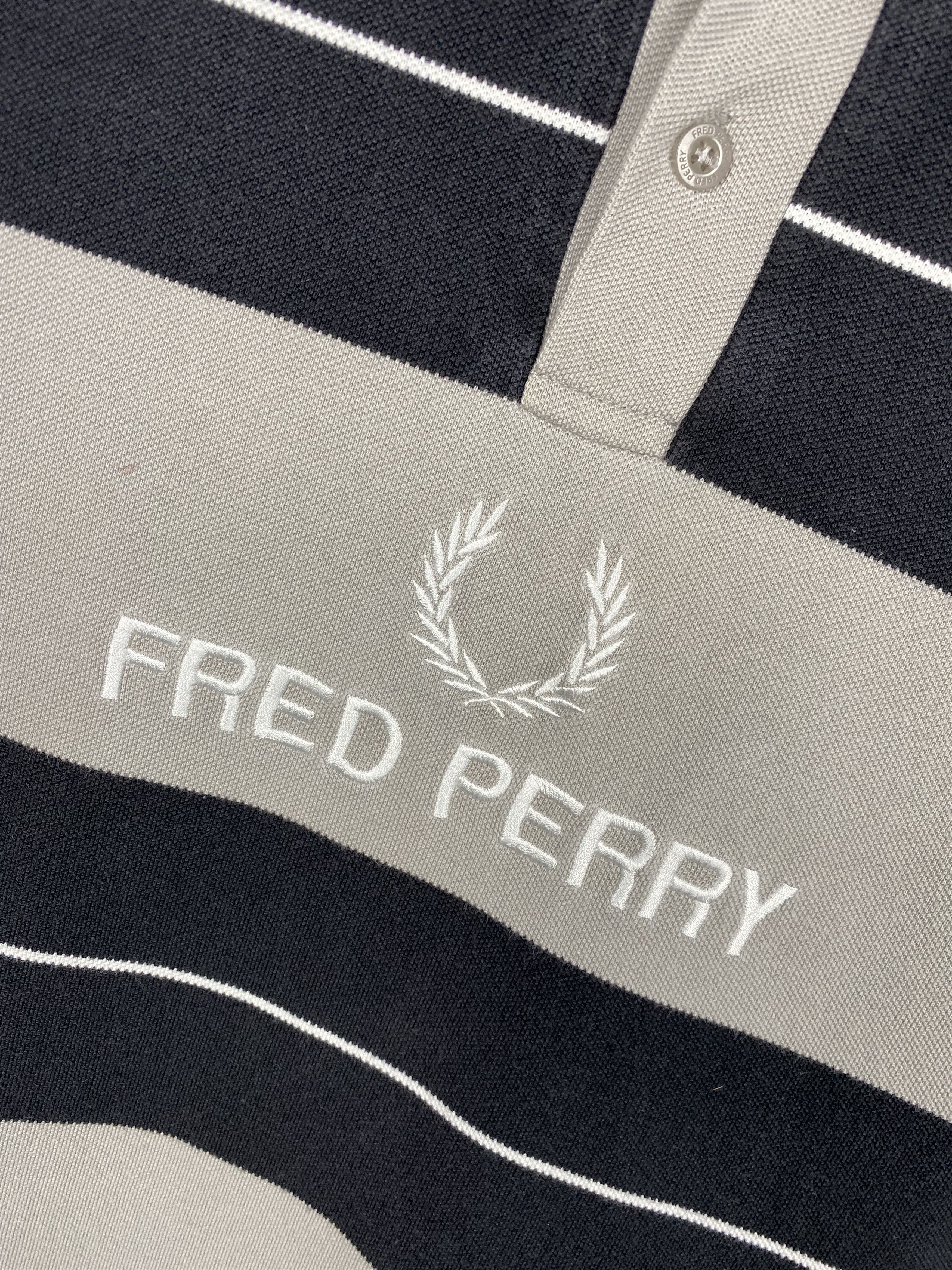 Fred Perry × Vintage Fred Perry 90s Vintage Mens Polo Shirt Size US S / EU 44-46 / 1 - 3 Thumbnail
