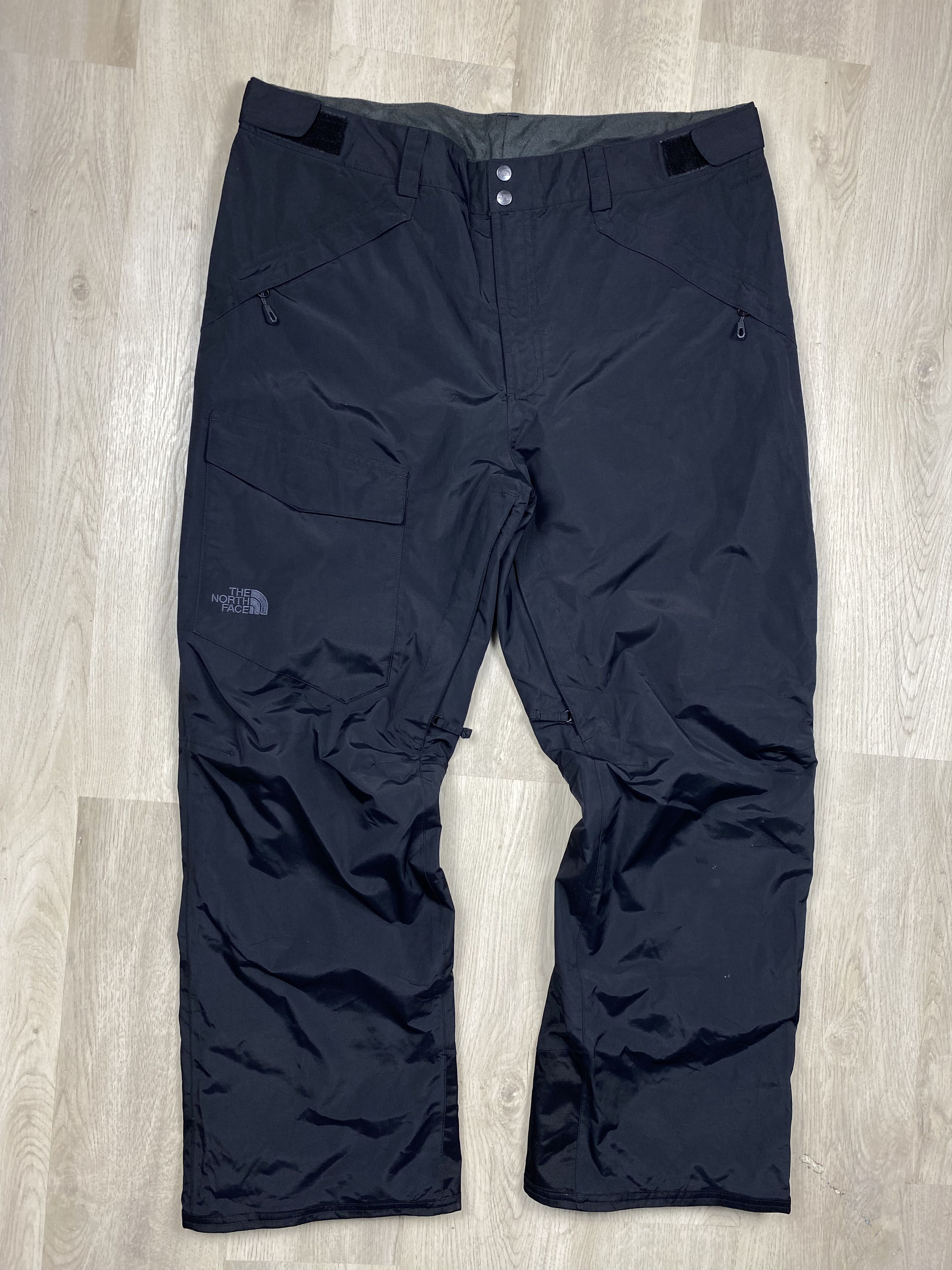 image of Outdoor Life x Ski The North Face Hyvent Vintage Mens Cargo Ski Pants in Black (Size 36)