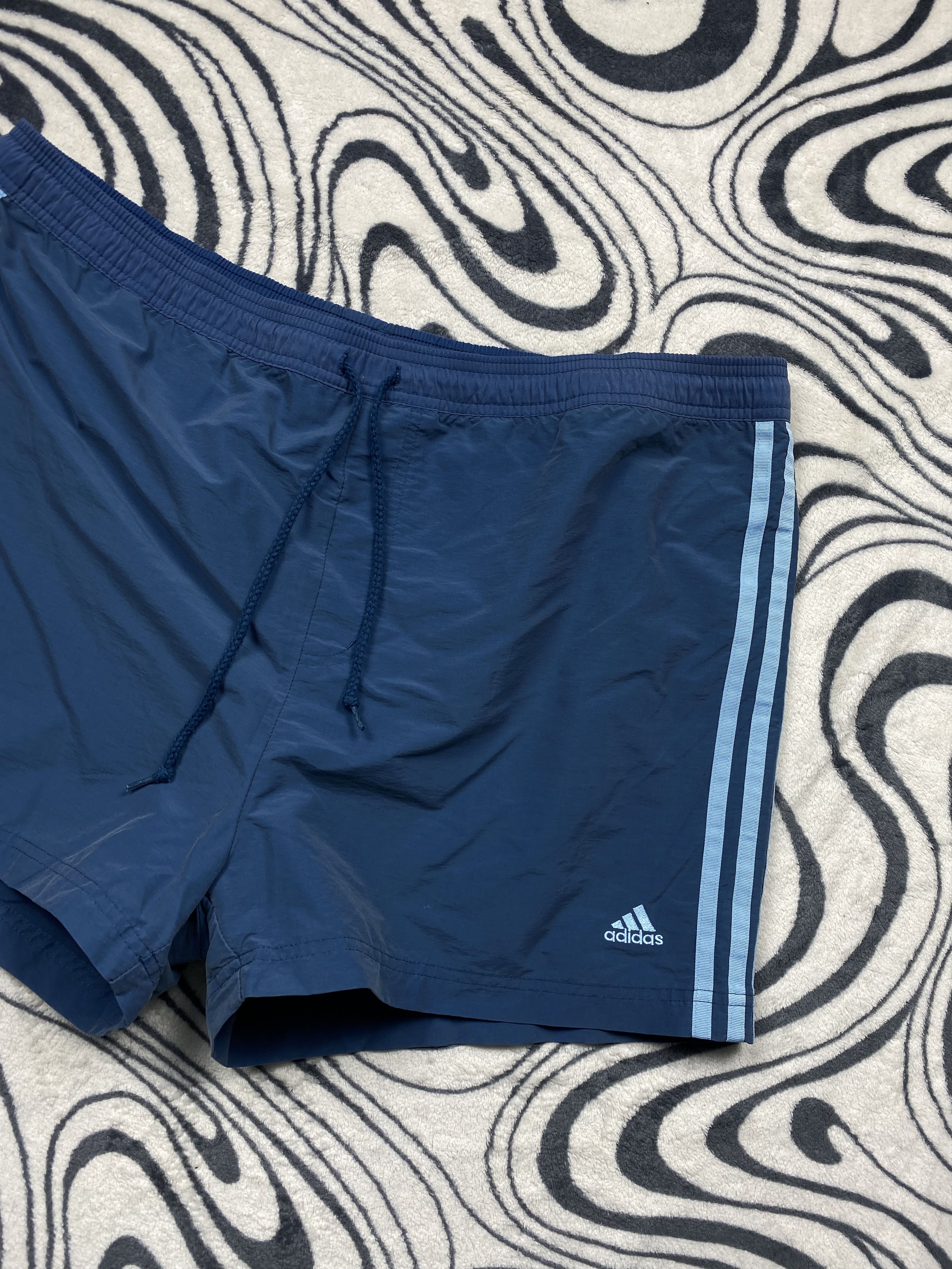 Adidas × Vintage Vintage Adidas Mens Nylon Shorts Y2K Size US 36 / EU 52 - 2 Thumbnail