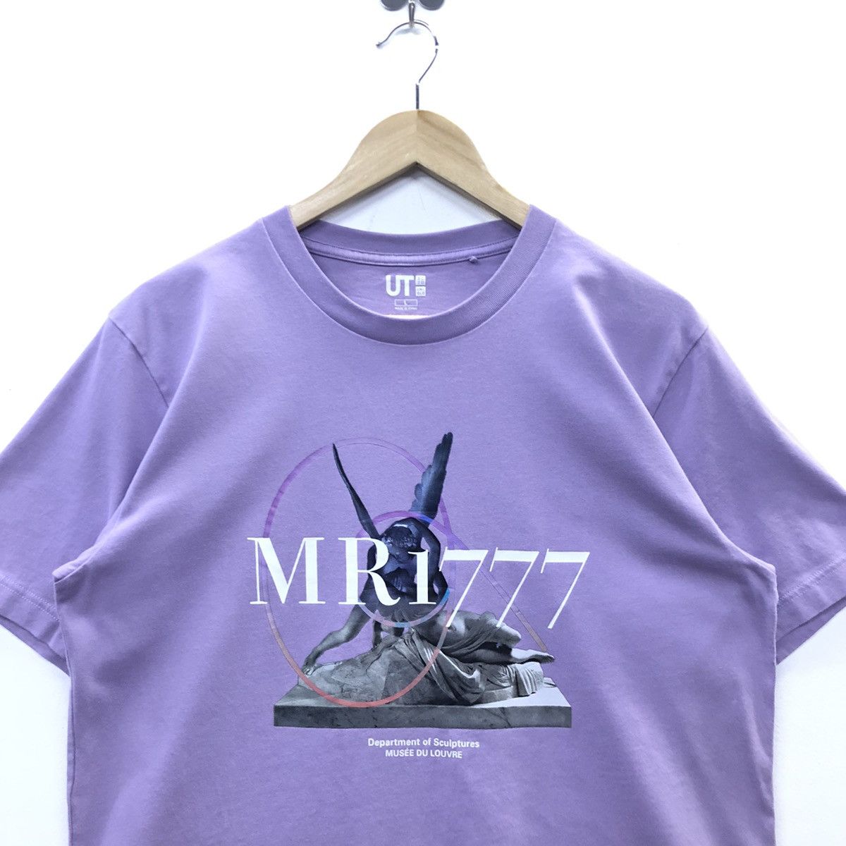 Uniqlo Art Musee Du Louvre X Peter Saville Collaboration Uniqlo Tee Size US L / EU 52-54 / 3 - 3 Thumbnail