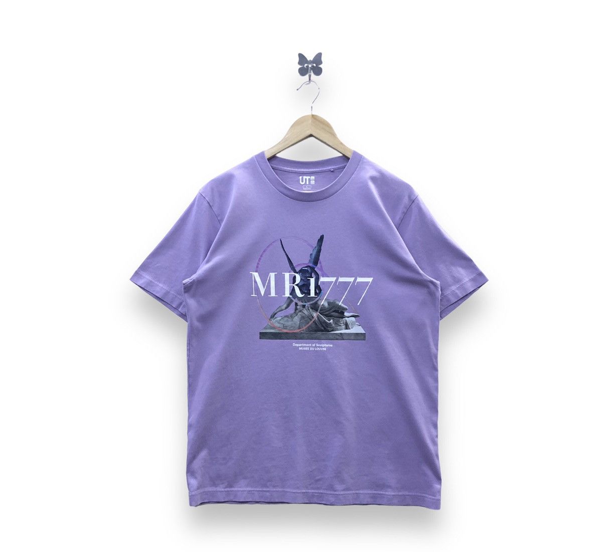 Uniqlo Art Musee Du Louvre X Peter Saville Collaboration Uniqlo Tee Size US L / EU 52-54 / 3 - 1 Thumbnail