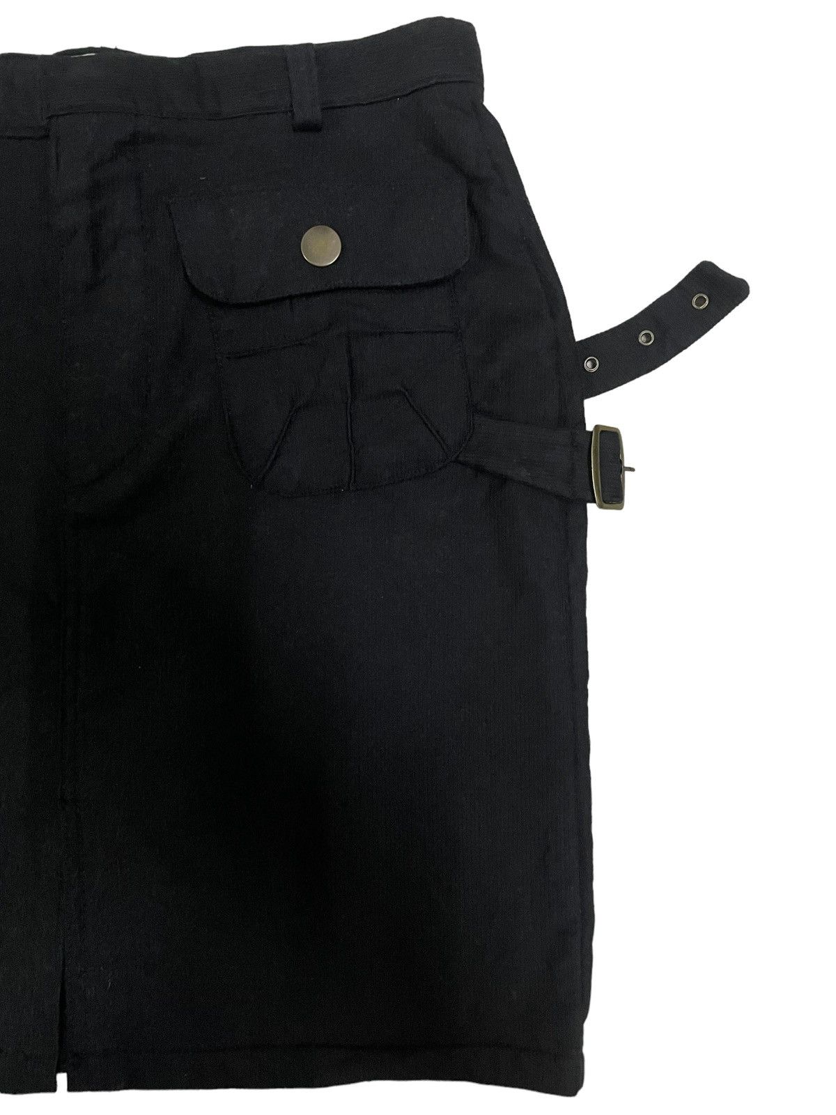 Japanese Brand Goth Wear Buckle/Multipocket Bondage Style Mini Skirt Size 25" / US 0 / IT 36 - 6 Thumbnail