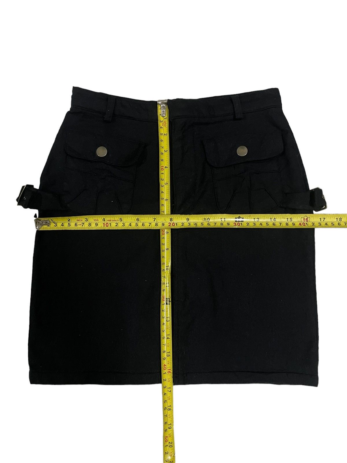 Japanese Brand Goth Wear Buckle/Multipocket Bondage Style Mini Skirt Size 25" / US 0 / IT 36 - 19 Thumbnail