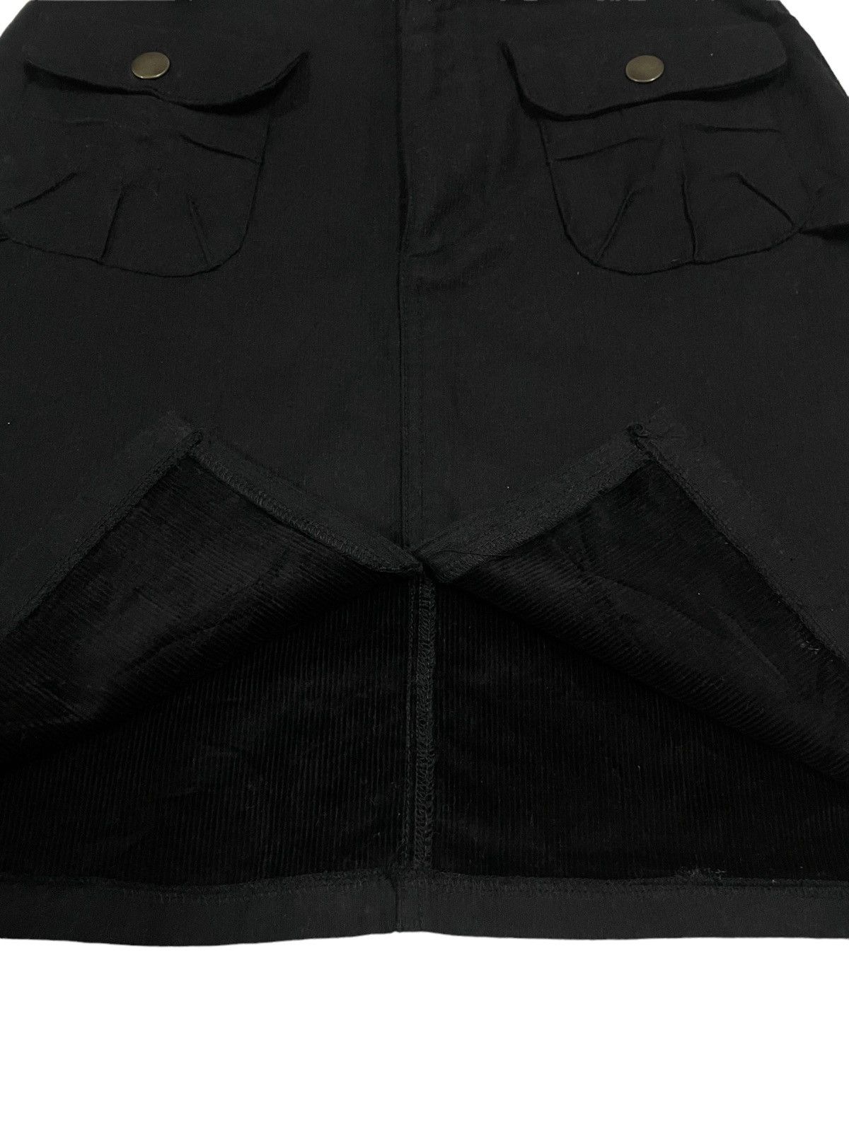 Japanese Brand Goth Wear Buckle/Multipocket Bondage Style Mini Skirt Size 25" / US 0 / IT 36 - 12 Thumbnail