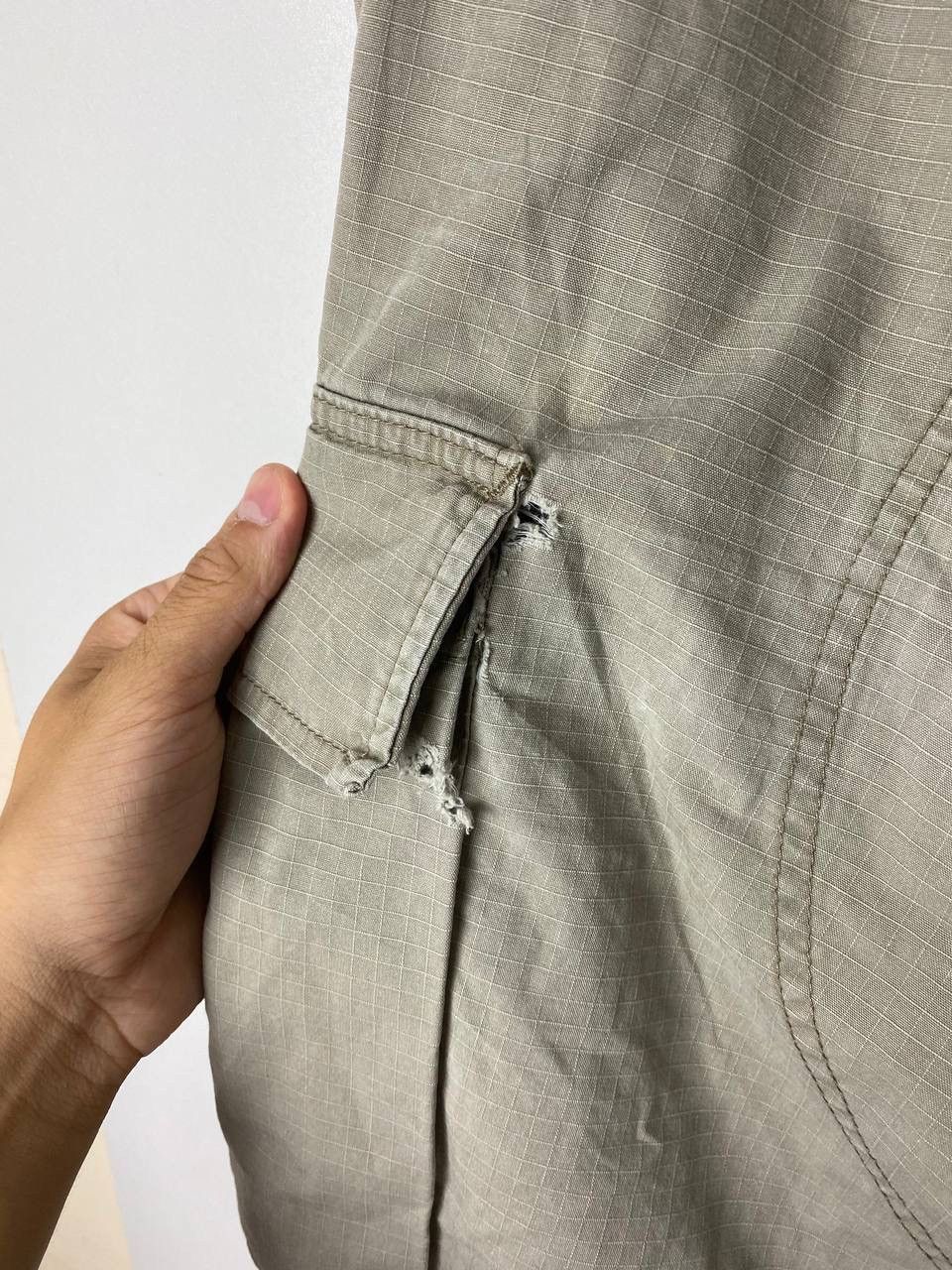 Carhartt Carhartt vintage kargo shorts size 36 Size US 36 / EU 52 - 3 Thumbnail