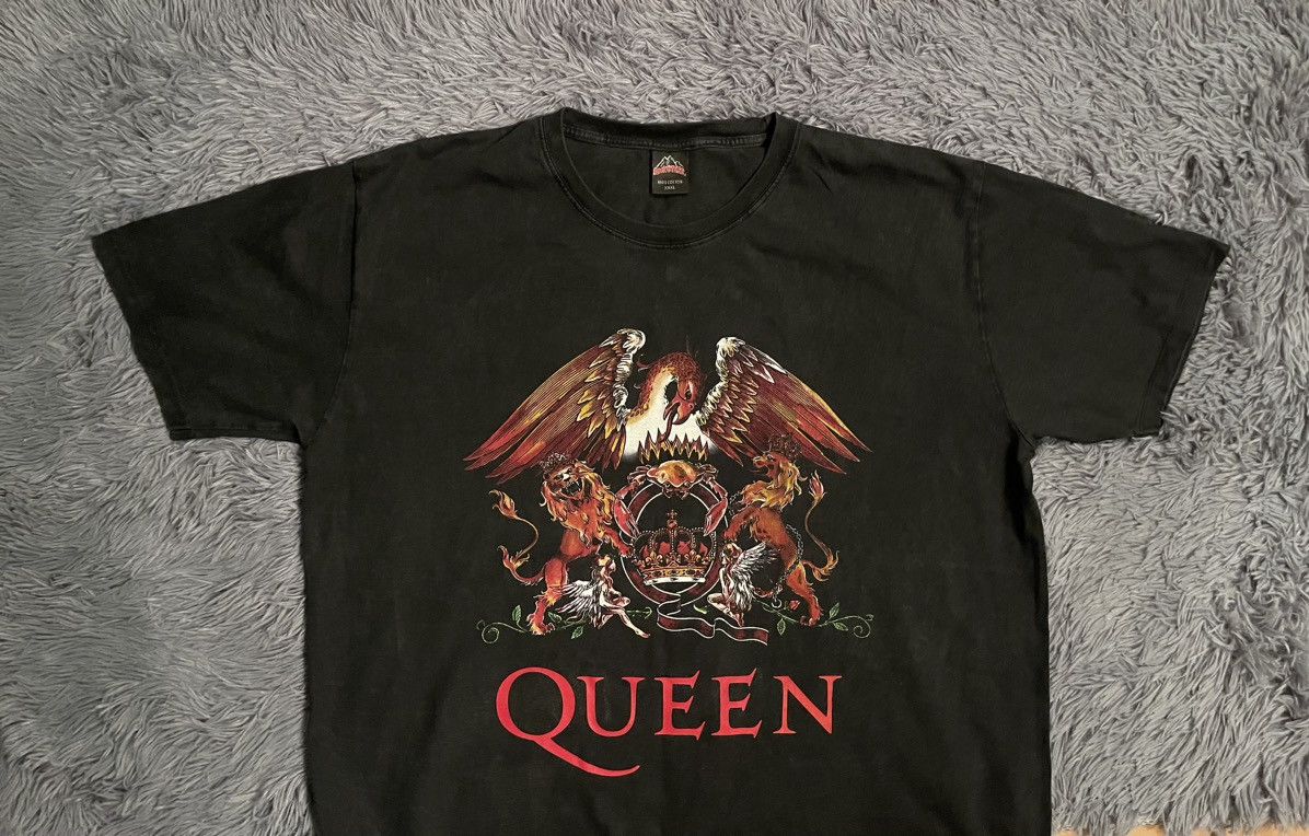 Band Tees × Vintage Queen 90s vintage iconic big logo t-shirt Size US XXL / EU 58 / 5 - 7 Thumbnail