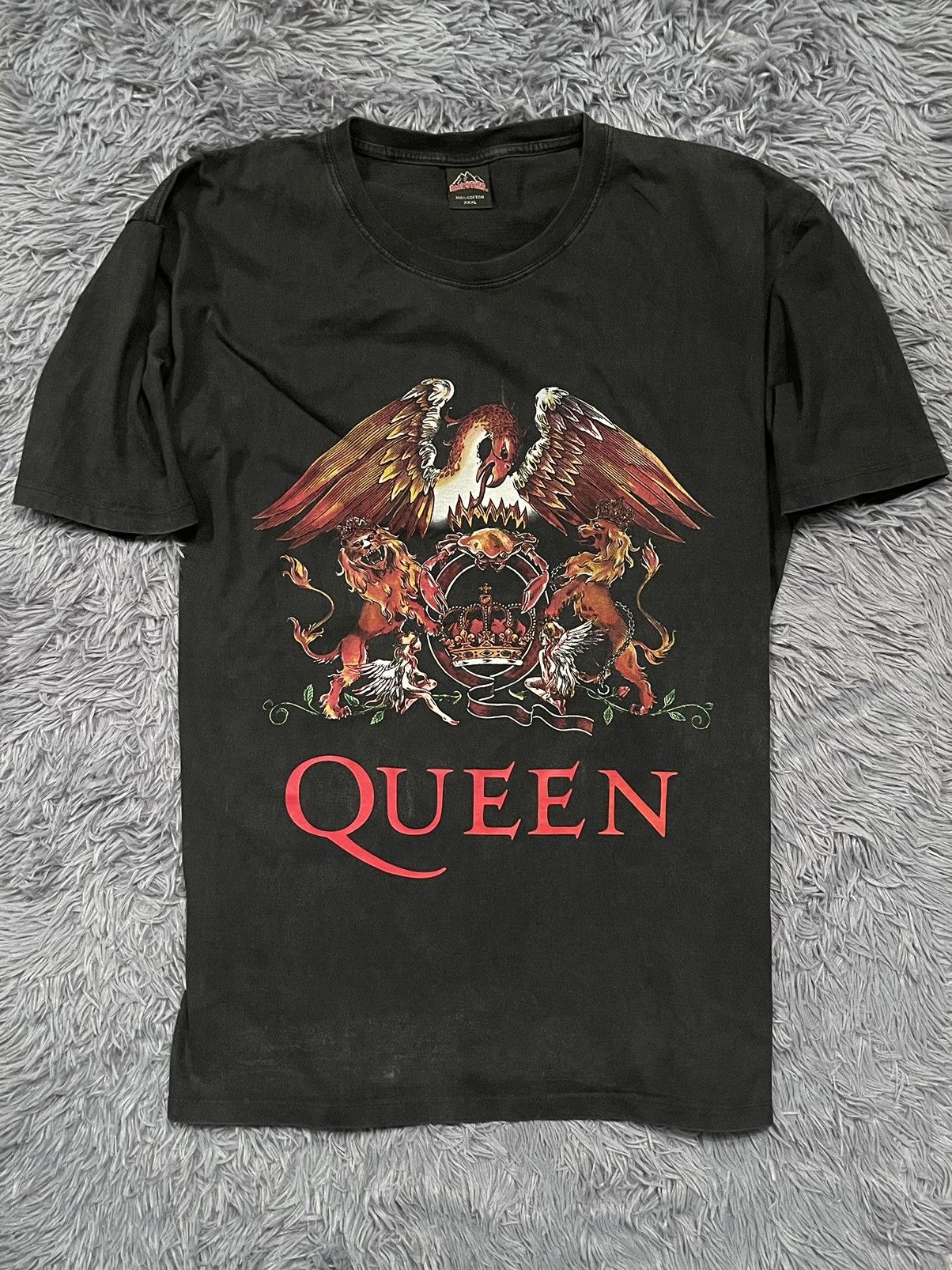 Band Tees × Vintage Queen 90s vintage iconic big logo t-shirt Size US XXL / EU 58 / 5 - 1 Thumbnail