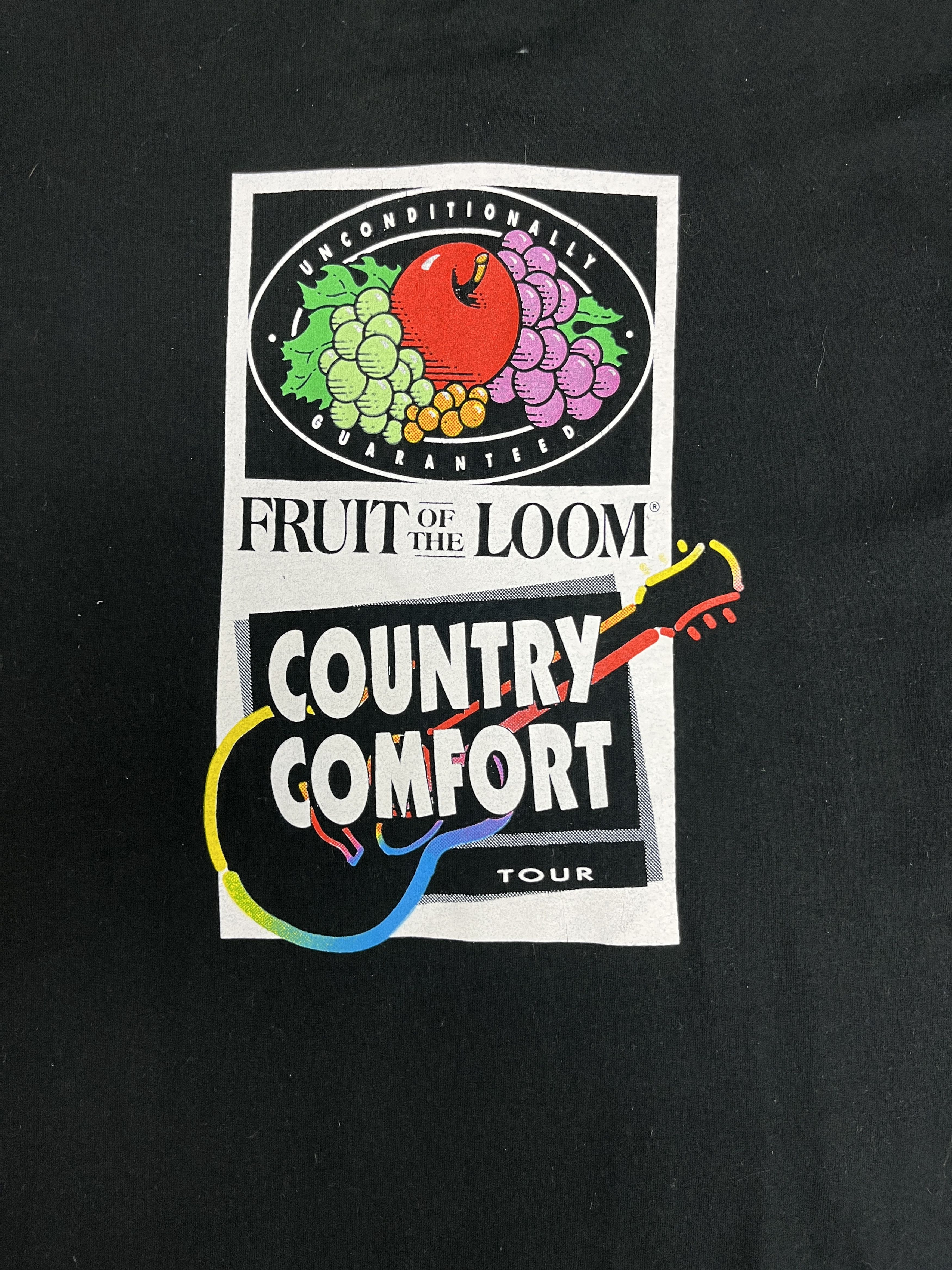 Vintage Country Comfort Tour 1997 Vintage T-Shirt Tee Size US XL / EU 56 / 4 - 2 Thumbnail