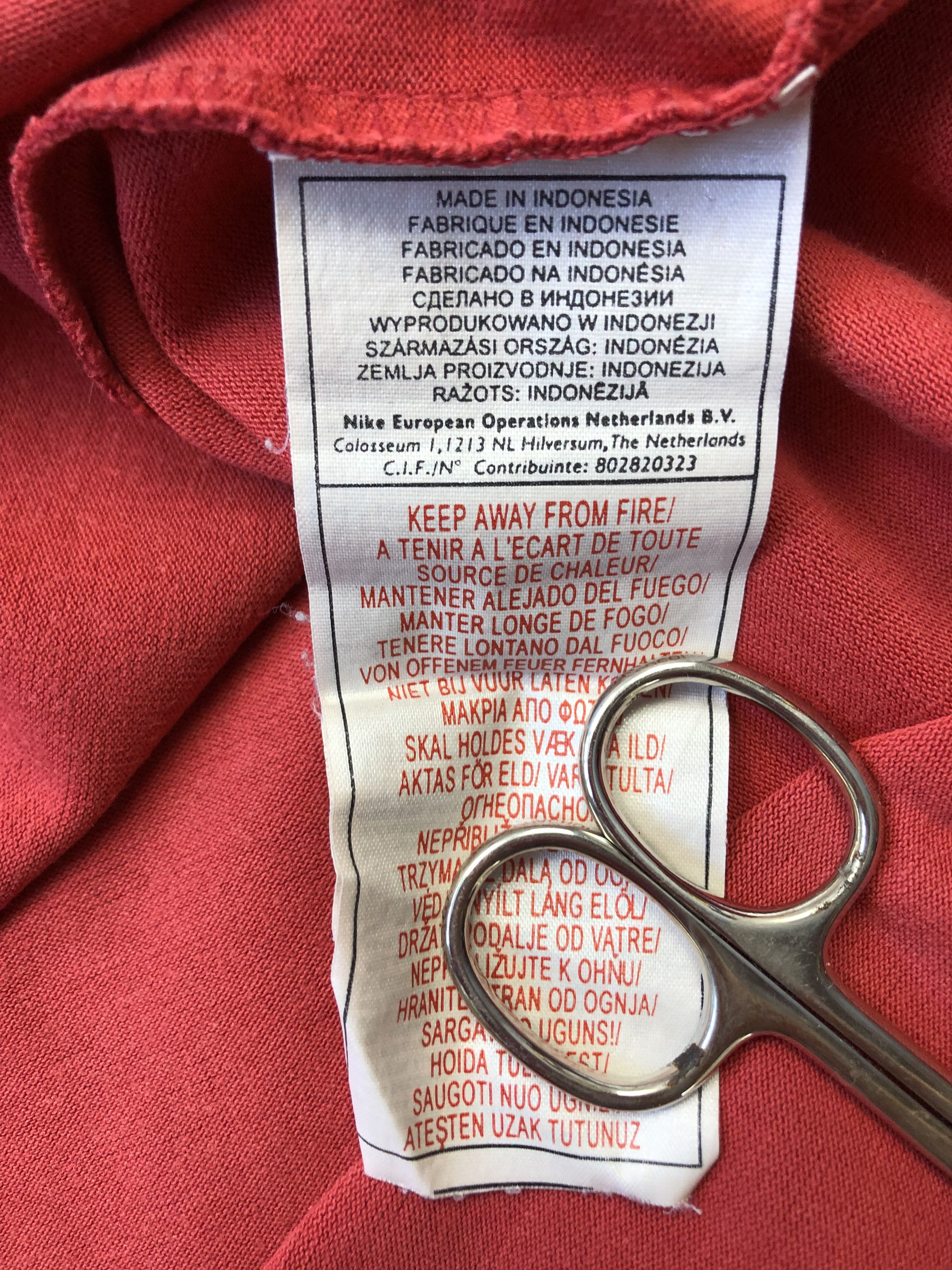 Nike × Vintage Vintage 90's Nike Big Logo Tee Shirt Rare Y2K Sport Hype Size US XL / EU 56 / 4 - 7 Thumbnail