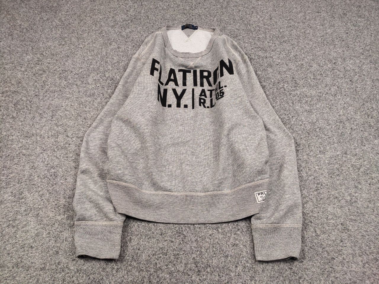 Polo Ralph Lauren Polo Ralph Lauren Flatiron N.Y. Logo Crew Check Sweatshirt Size US M / EU 48-50 / 2 - 2 Thumbnail