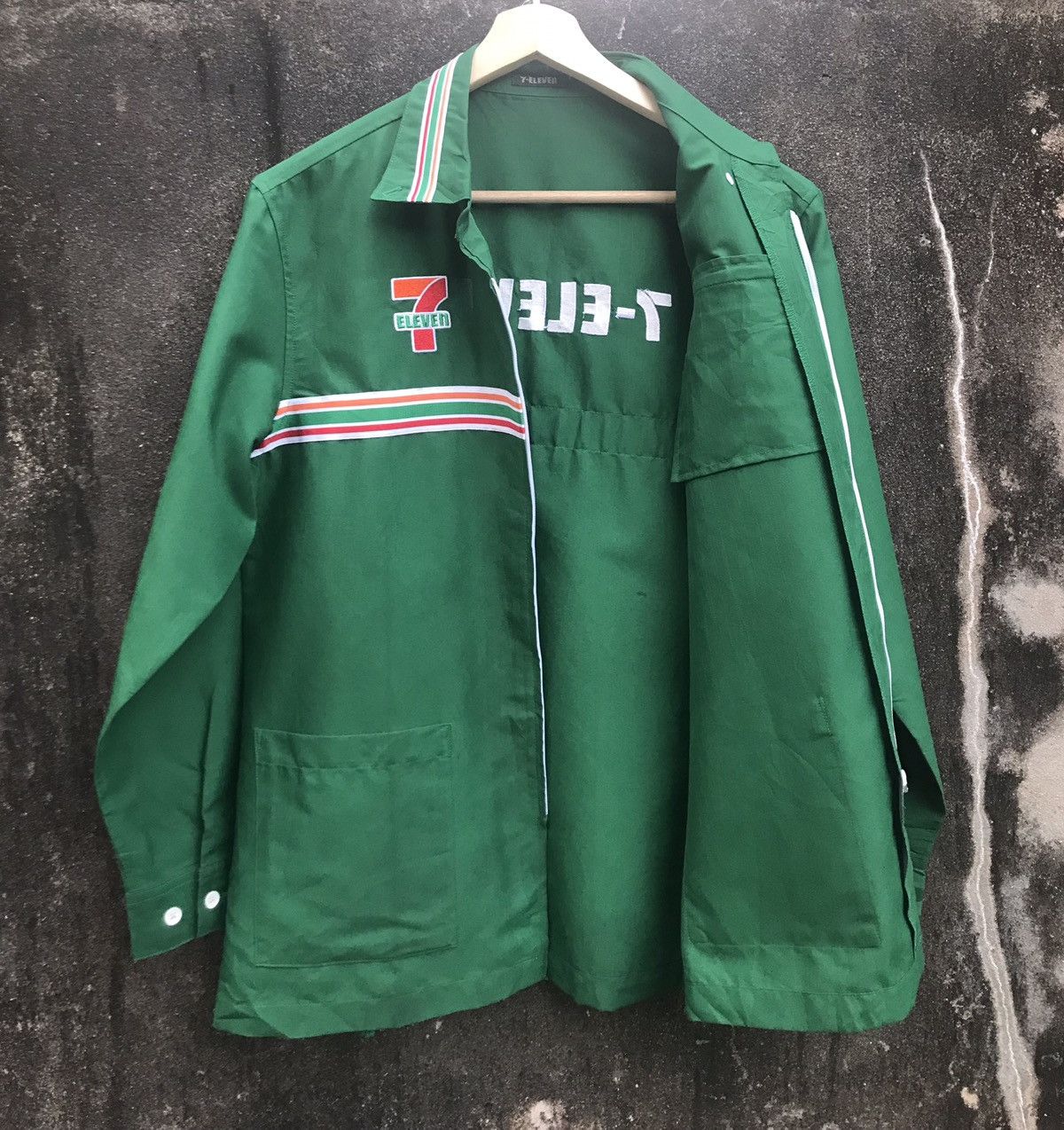 uniform experiment Vintage 7ELEVEN Workers Zipper Uniform Size US L / EU 52-54 / 3 - 2 Thumbnail