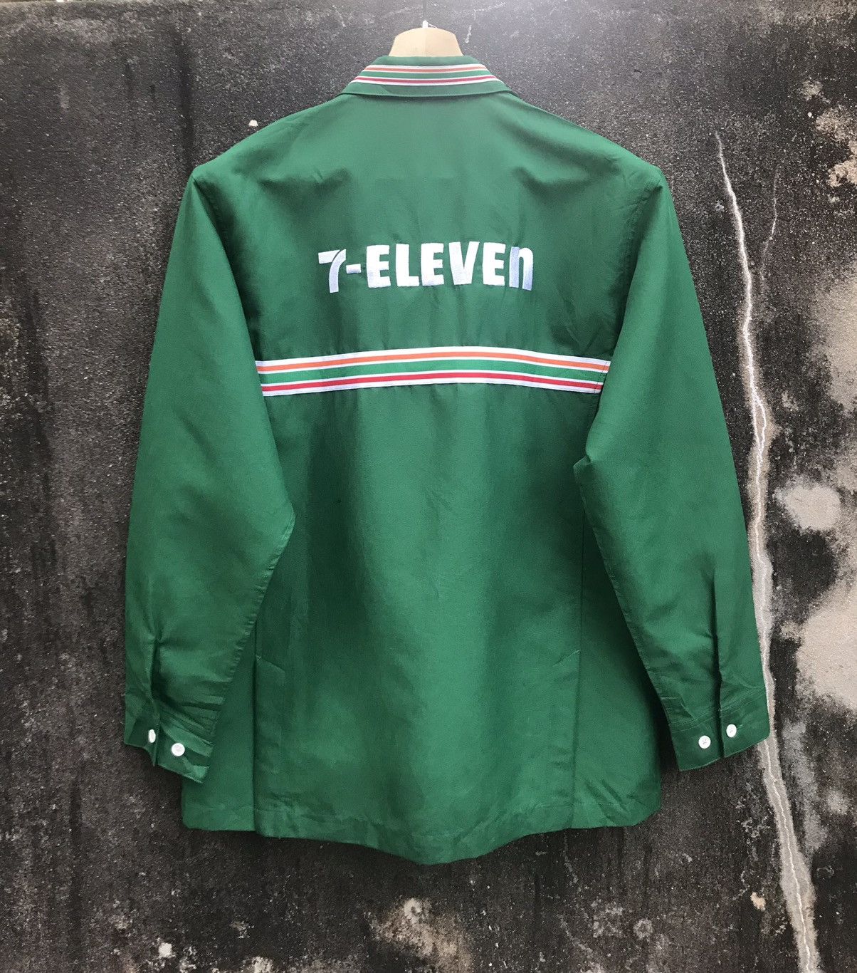 uniform experiment Vintage 7ELEVEN Workers Zipper Uniform Size US L / EU 52-54 / 3 - 3 Thumbnail