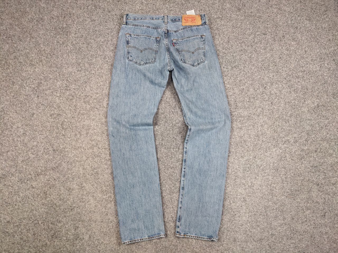 Levi's Vintage Levis 501 mens classic USA wash Denim Jeans Size US 33 - 13 Thumbnail