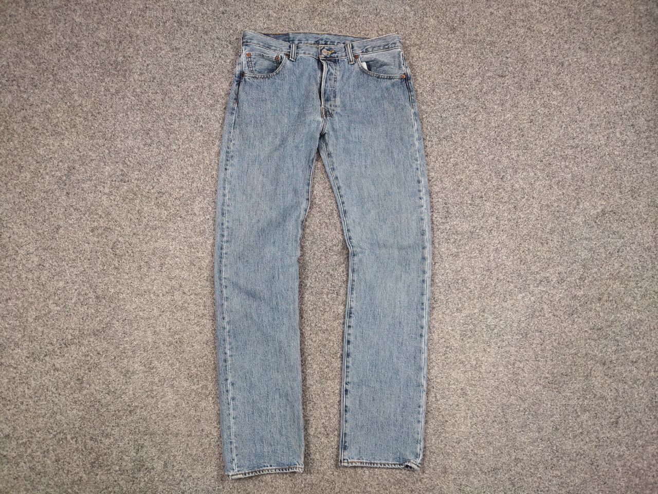 Levi's Vintage Levis 501 mens classic USA wash Denim Jeans Size US 33 - 12 Thumbnail