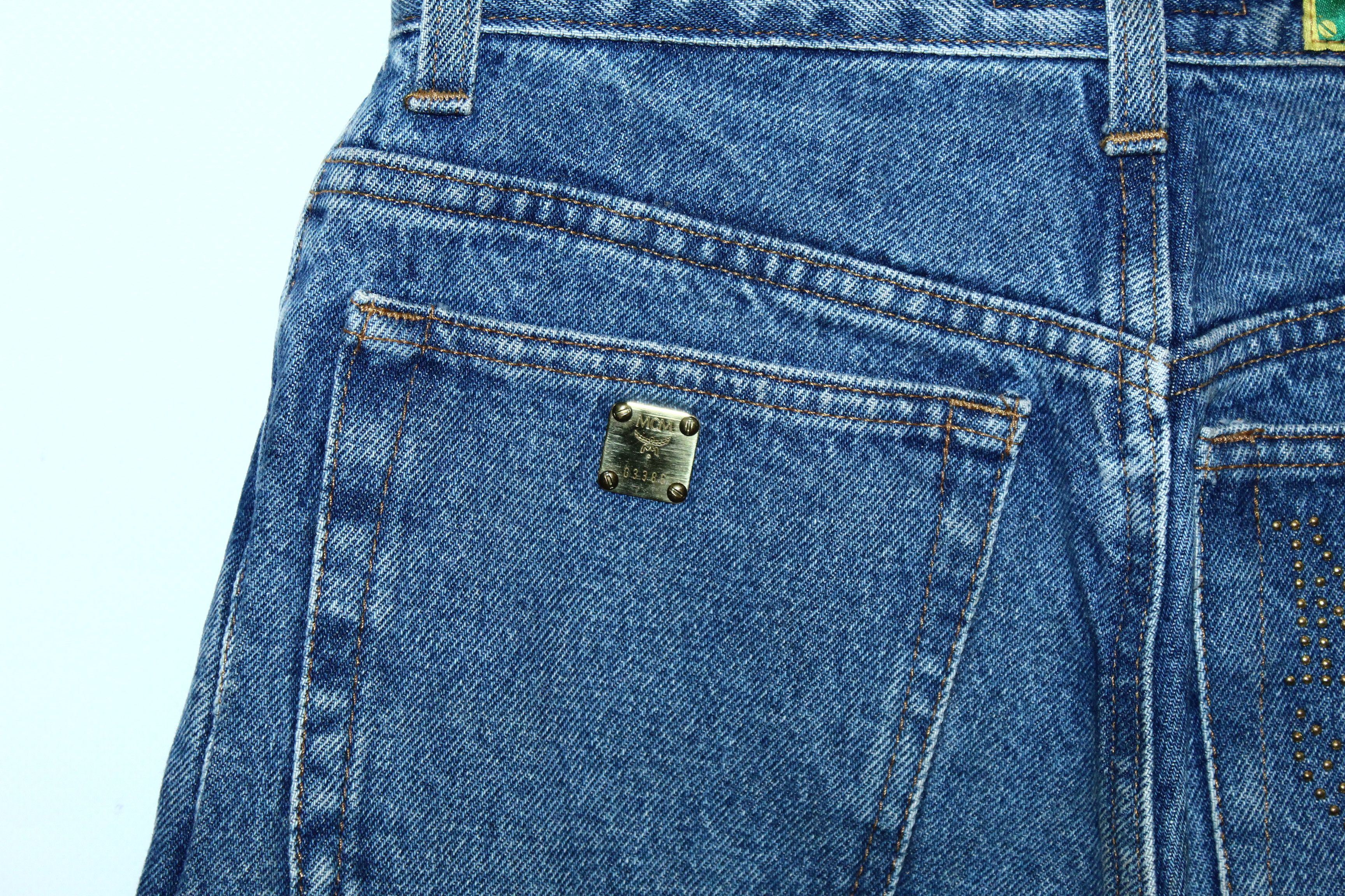 MCM RARE 90s MCM high waist stonewash mom baggy jeans spike logo Size 24" / US 00 / IT 34 - 7 Thumbnail