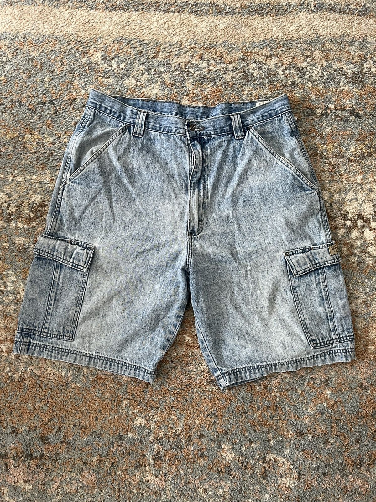 Wrangler VTG Wrangler Hero Cargo Jeans Shorts Distressed Shorts | Grailed