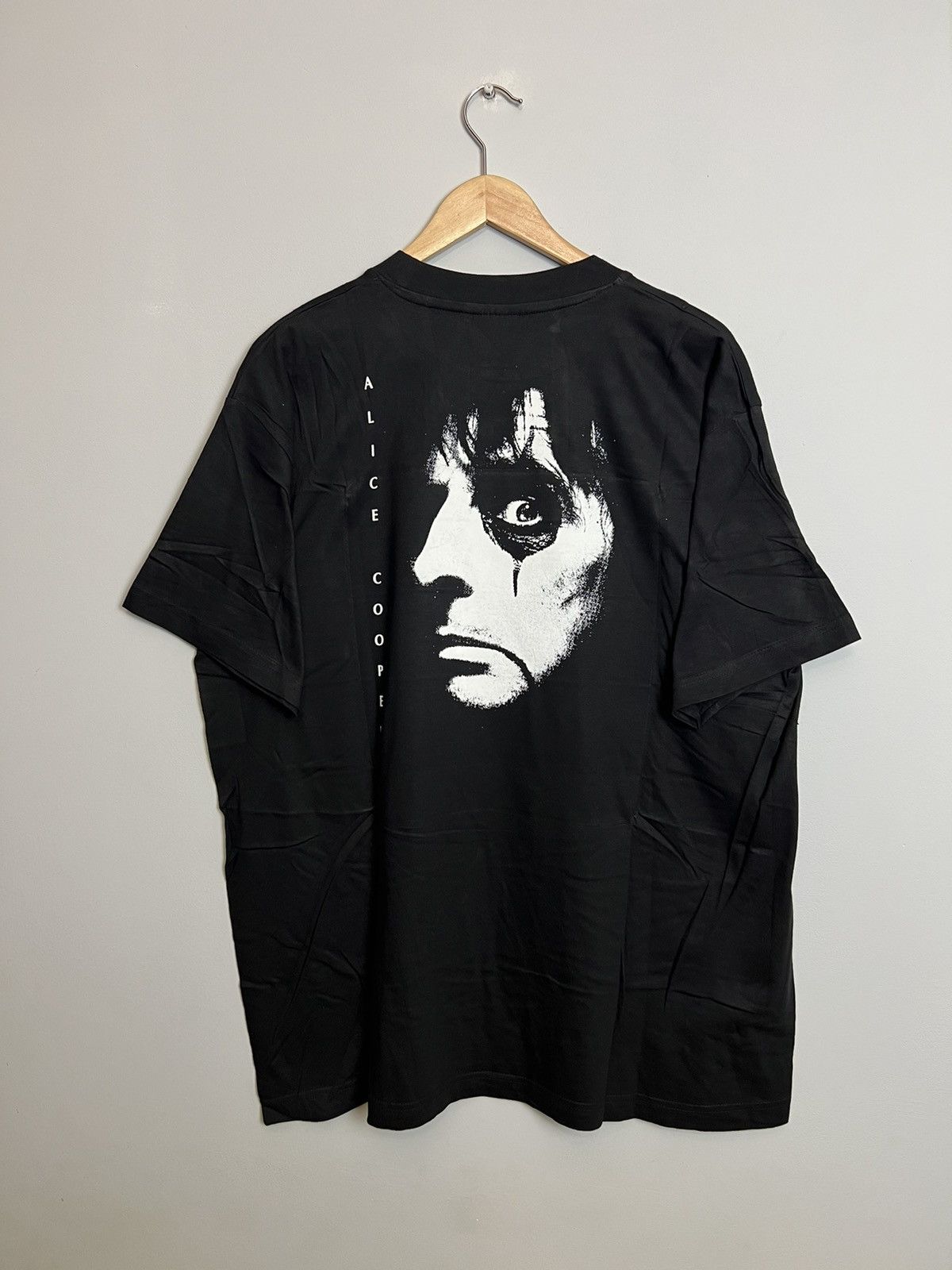 Band Tees Rare Vintage Alice Cooper 90s Heavy Metal Rock Band t shirt Size US XL / EU 56 / 4 - 2 Thumbnail