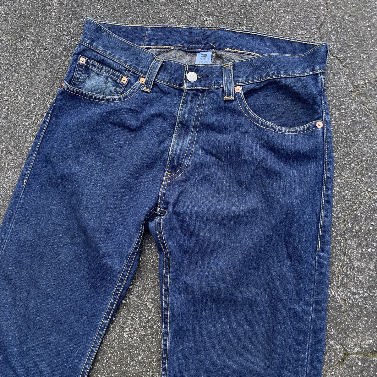 Vintage Y2K Levi’s TYPE-1 Wide Leg Boot Cut Jeans