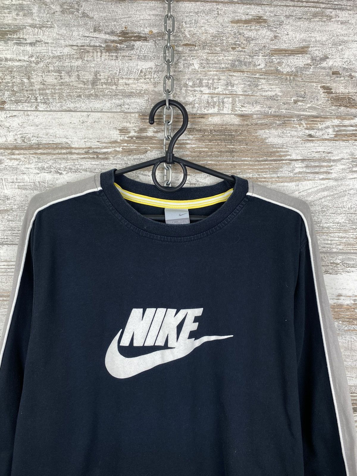Nike Mens Vintage Nike Sweatshirt centre logo y2k rare swoosh acg Size US M / EU 48-50 / 2 - 2 Thumbnail