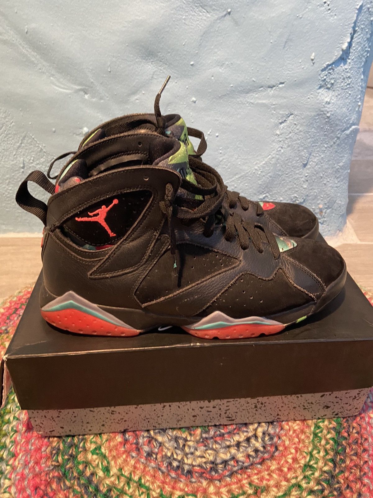 image of Jordan Brand 7 Barcelona Nights Shoes in Black, Men's (Size 10)