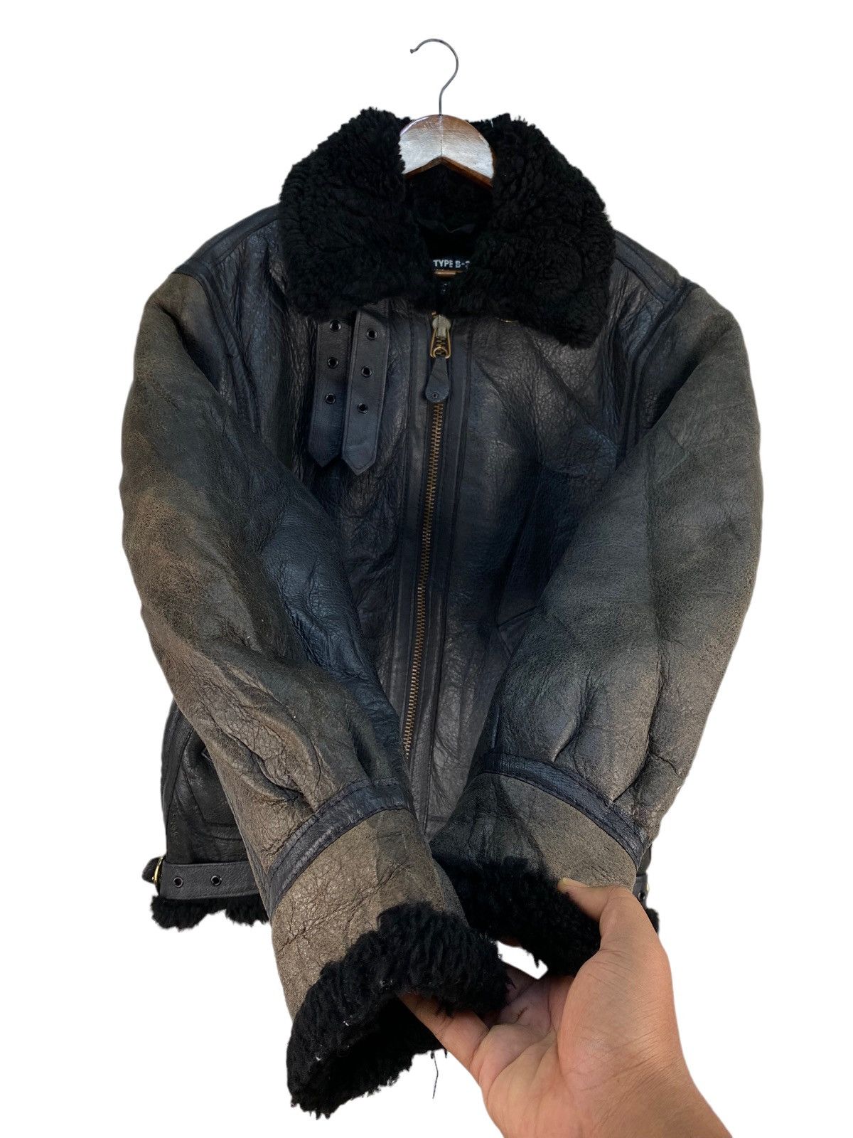 Schott Classic Schott B-3 Sheepskin Leather Bomber Jacket Size US L / EU 52-54 / 3 - 3 Thumbnail
