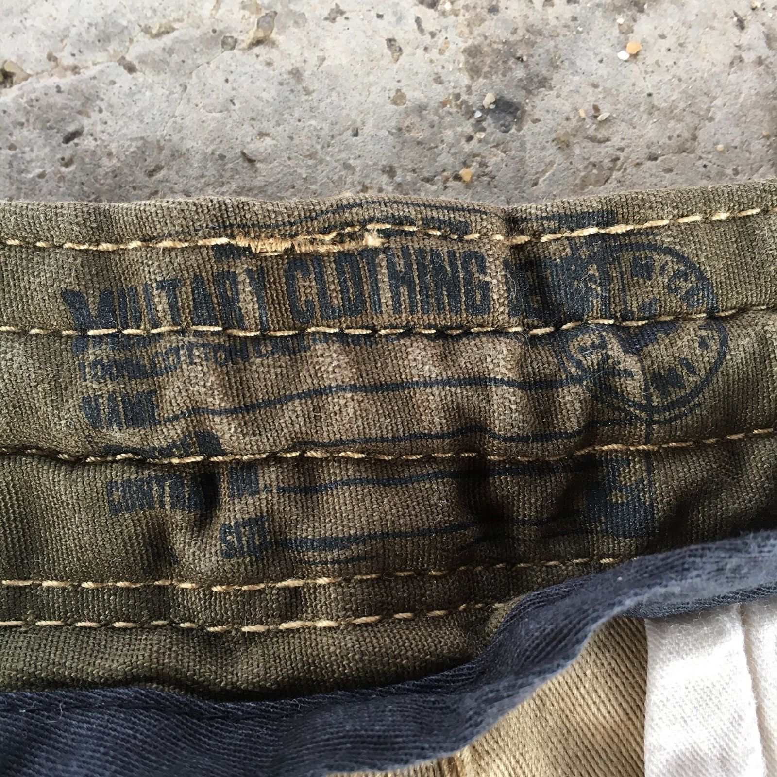 RAGEBLUE Military Clothing Camoflag Frogskin 3 Quarter Pants Size US 33 - 6 Thumbnail