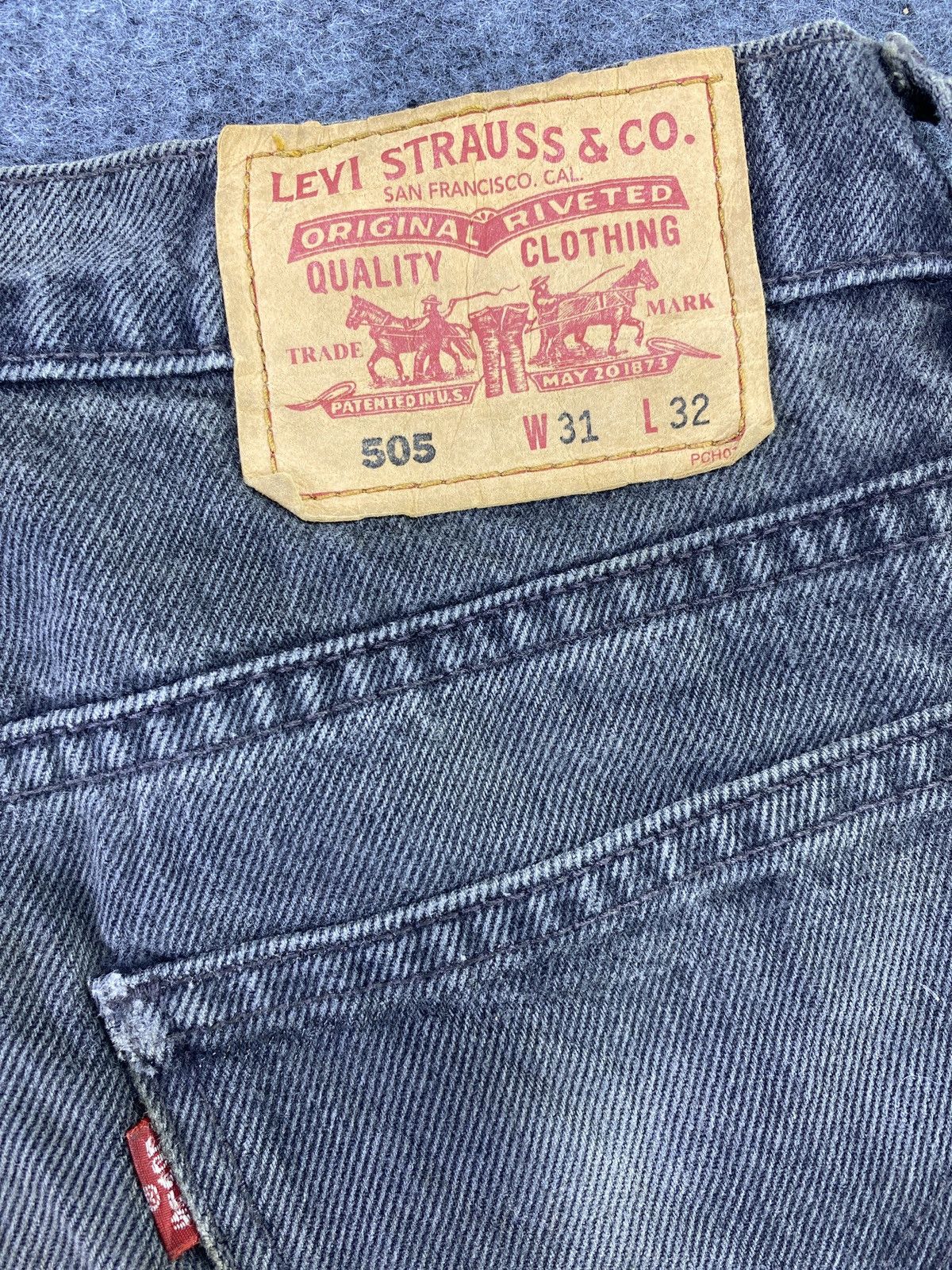 Levi's Vintage Levis 505 Sun Faded Black Jeans 31x32 - J741 Size US 31 - 9 Thumbnail
