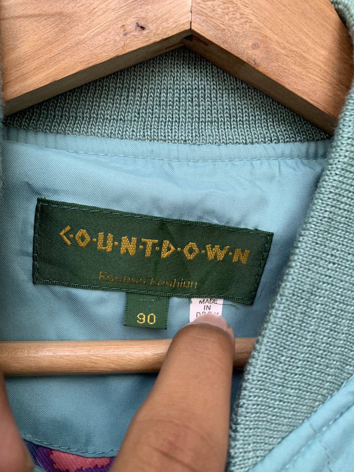 Japanese Brand VINTAGE COUNTDOWN TURQUOISE DIAMOND QUILTED PUFFER JACKET Size US L / EU 52-54 / 3 - 10 Thumbnail
