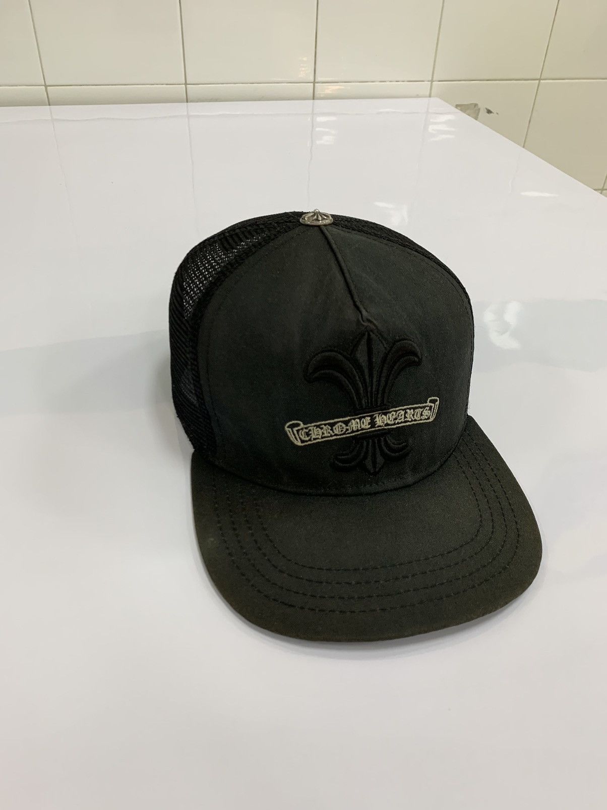 Chrome Hearts ?Vintage Chrome Hearts Fleur de lis Trucker Hat 