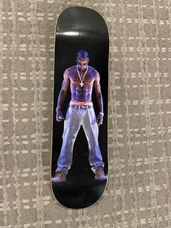 Supreme store 2pac deck