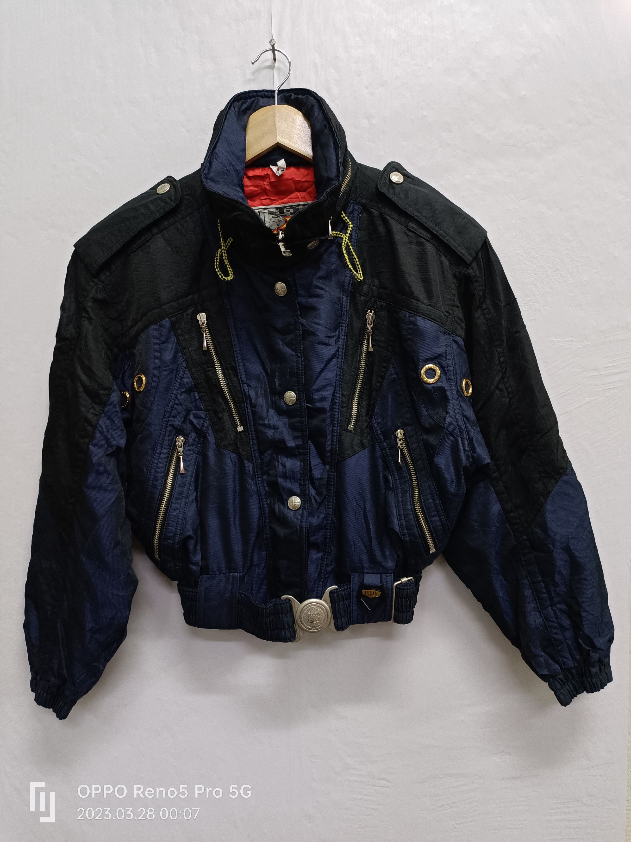 Vintage Vintage 90s Descente Special Skiwear Bombers Jacket Size US M / EU 48-50 / 2 - 16 Thumbnail