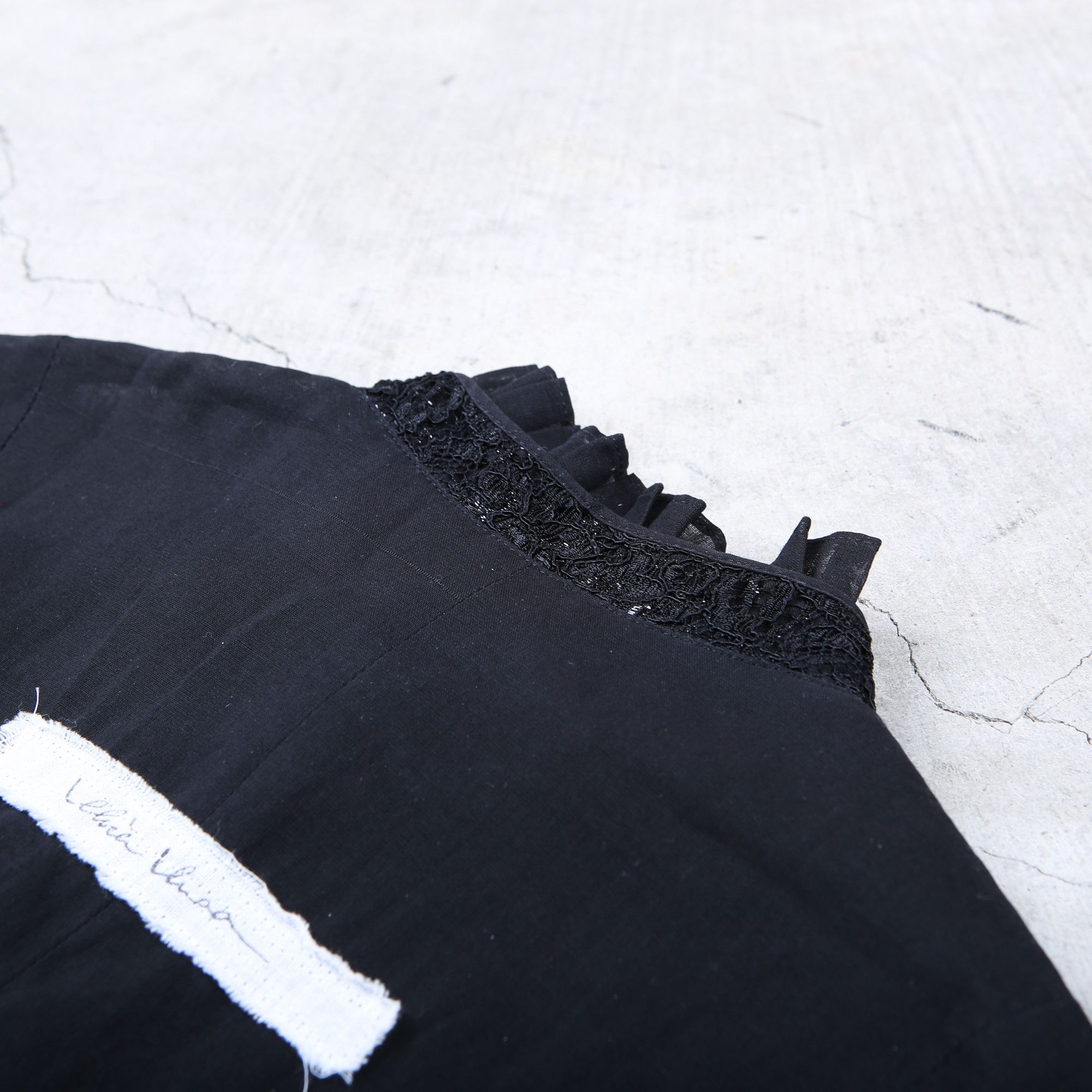 Japanese Brand Alice Auaa Frayed Gothic Blouse Size L / US 10 / IT 46 - 15 Thumbnail