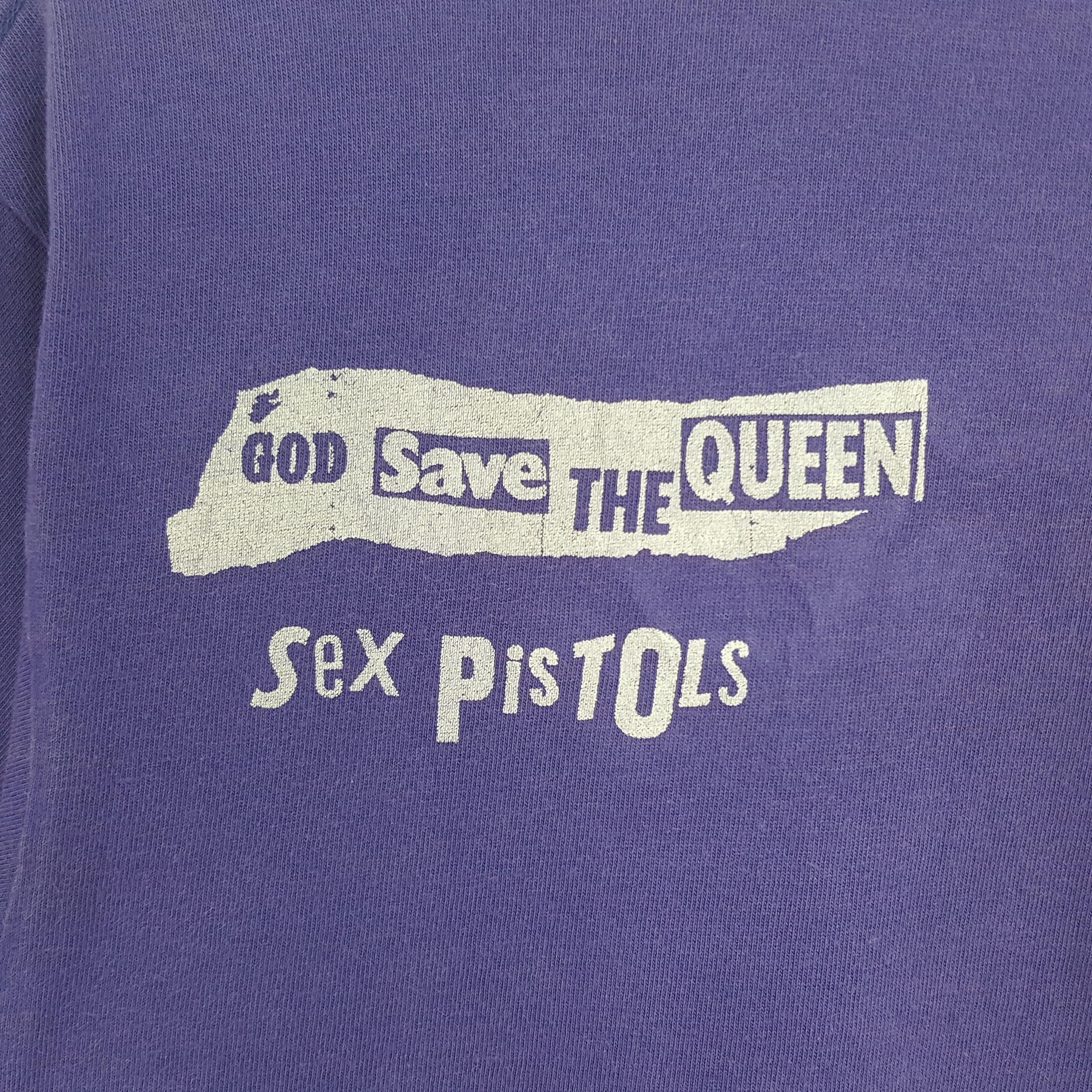 Band Tees × Vintage Vintage God Save The Gueen Tshirt Size US L / EU 52-54 / 3 - 4 Thumbnail