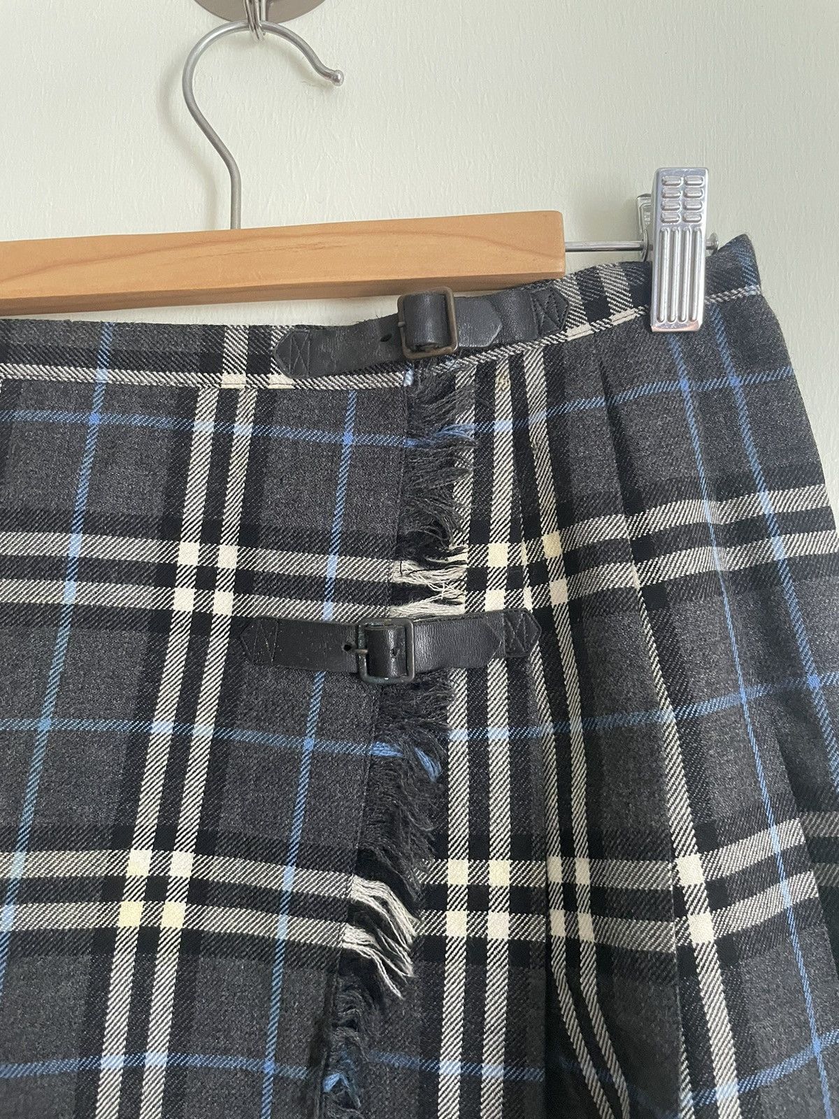 Burberry Burberrys Novacheck Skirt Size 26" / US 2 / IT 38 - 4 Thumbnail