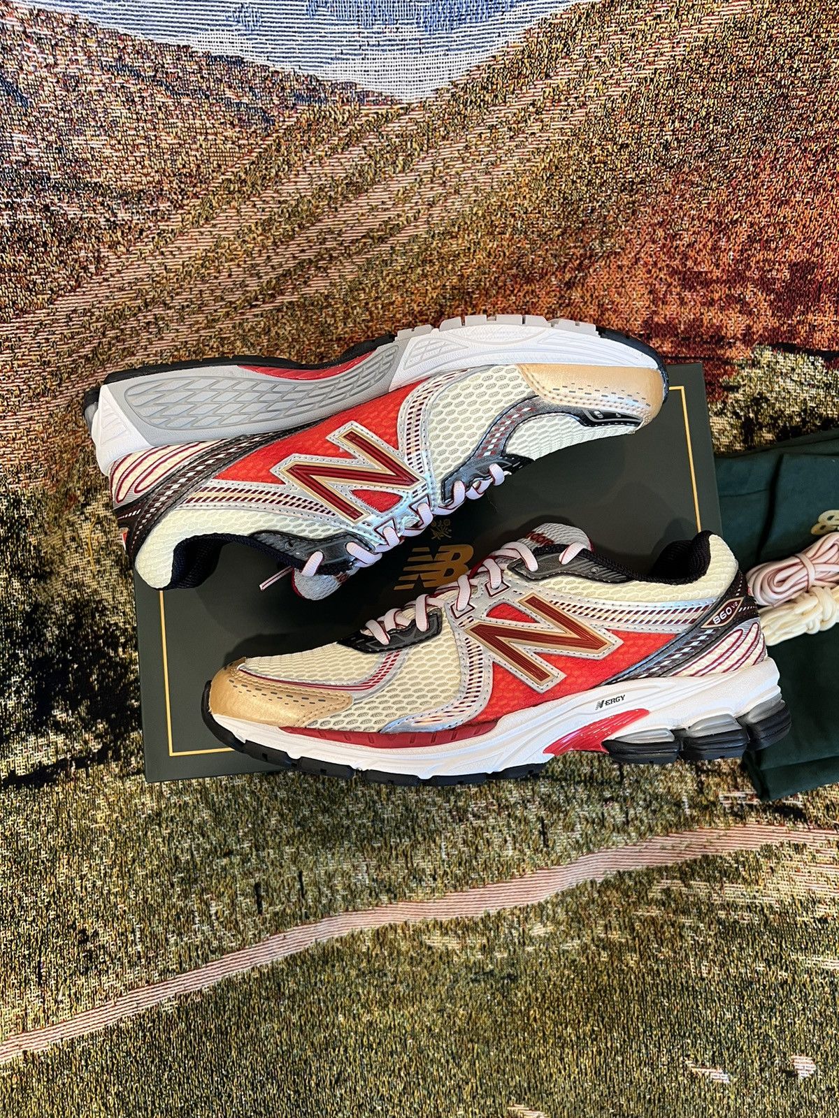 Aime Leon Dore × New Balance New Balance x ALD 860v2 Red