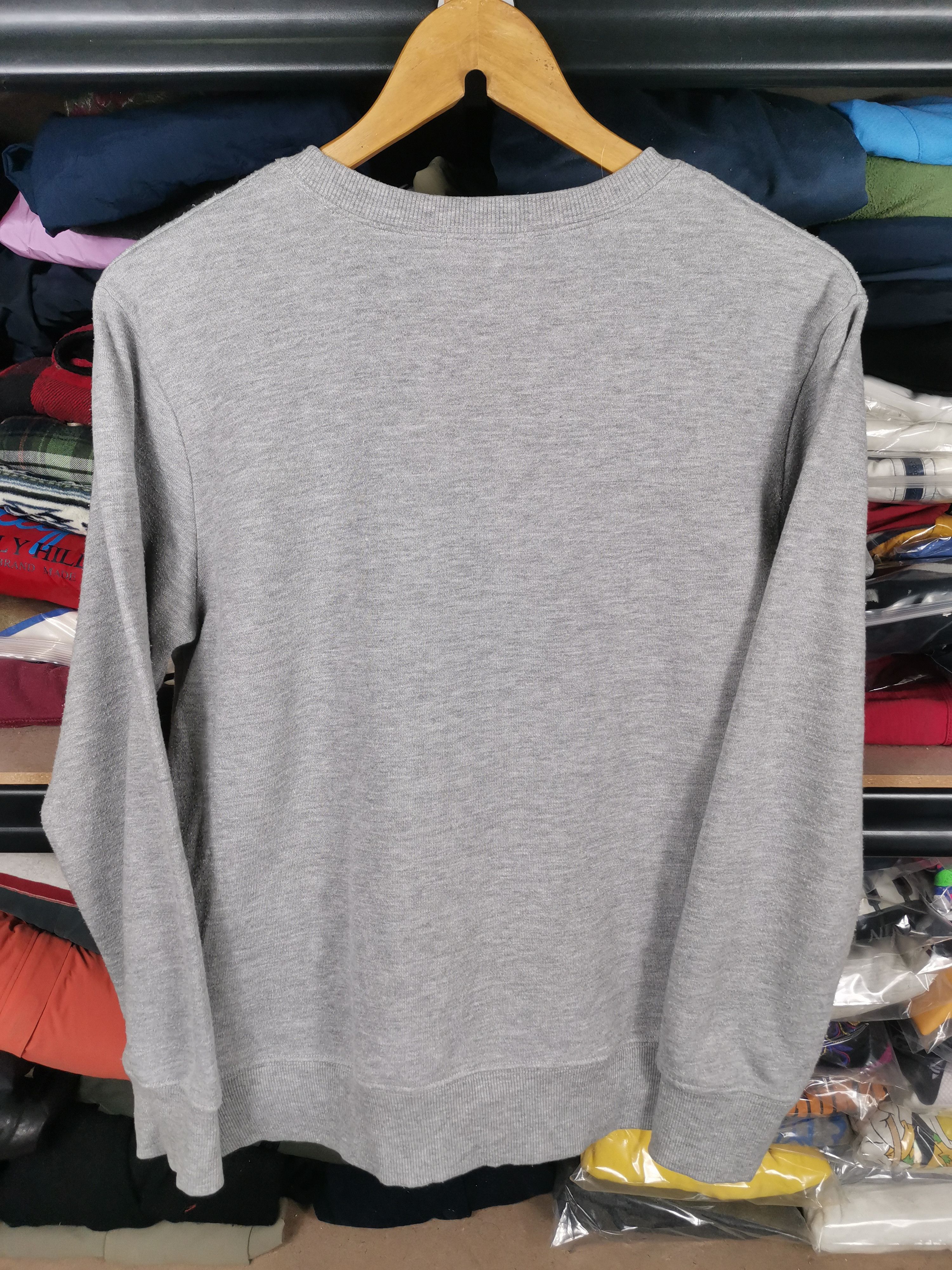 Disney Vintage Mickey Mouse USA Sweatshirt Size US L / EU 52-54 / 3 - 3 Thumbnail