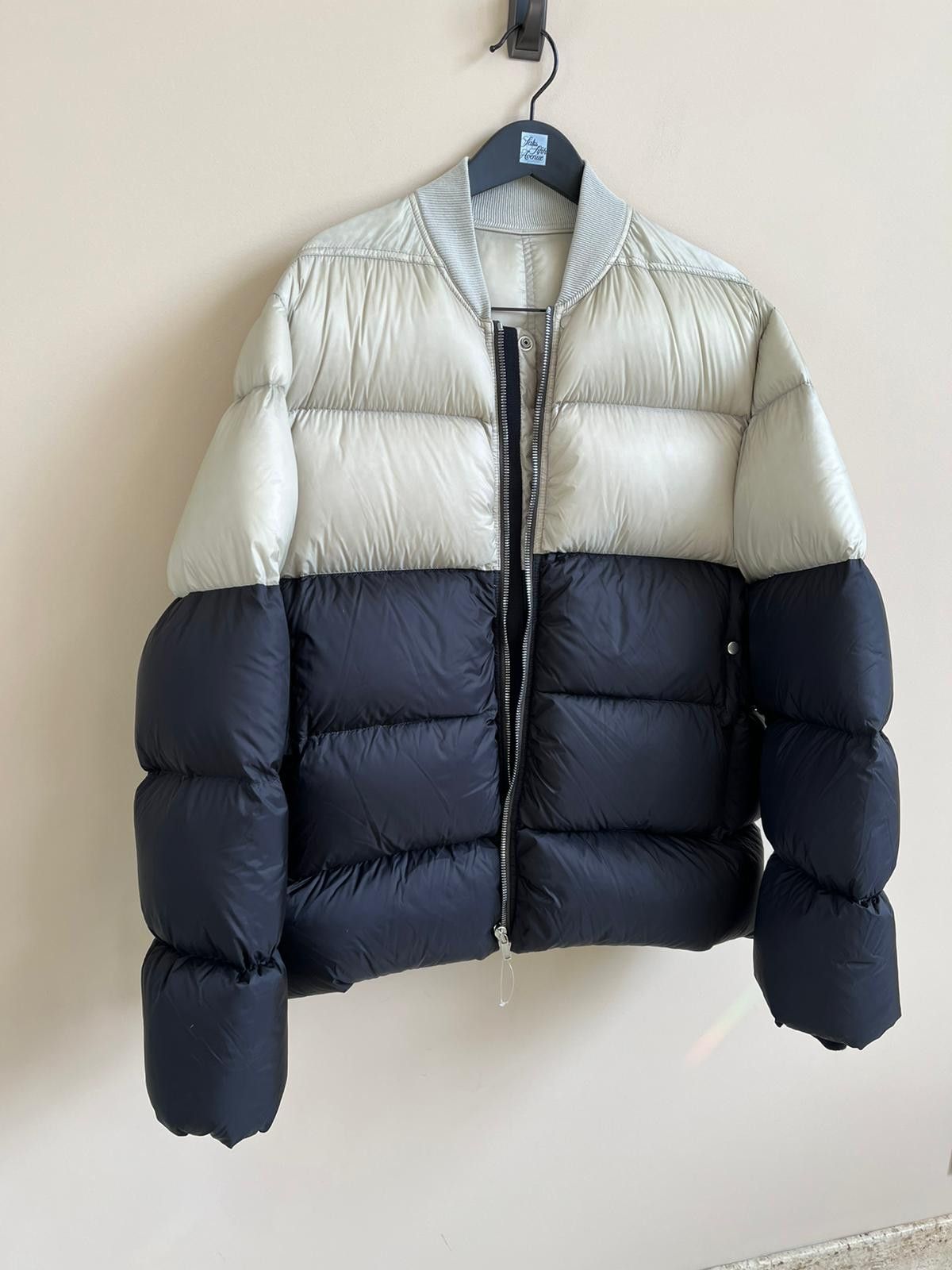 Rick Owens Down Flight Bomber Jacket in White & Blue Color Size US S / EU 44-46 / 1 - 4 Thumbnail
